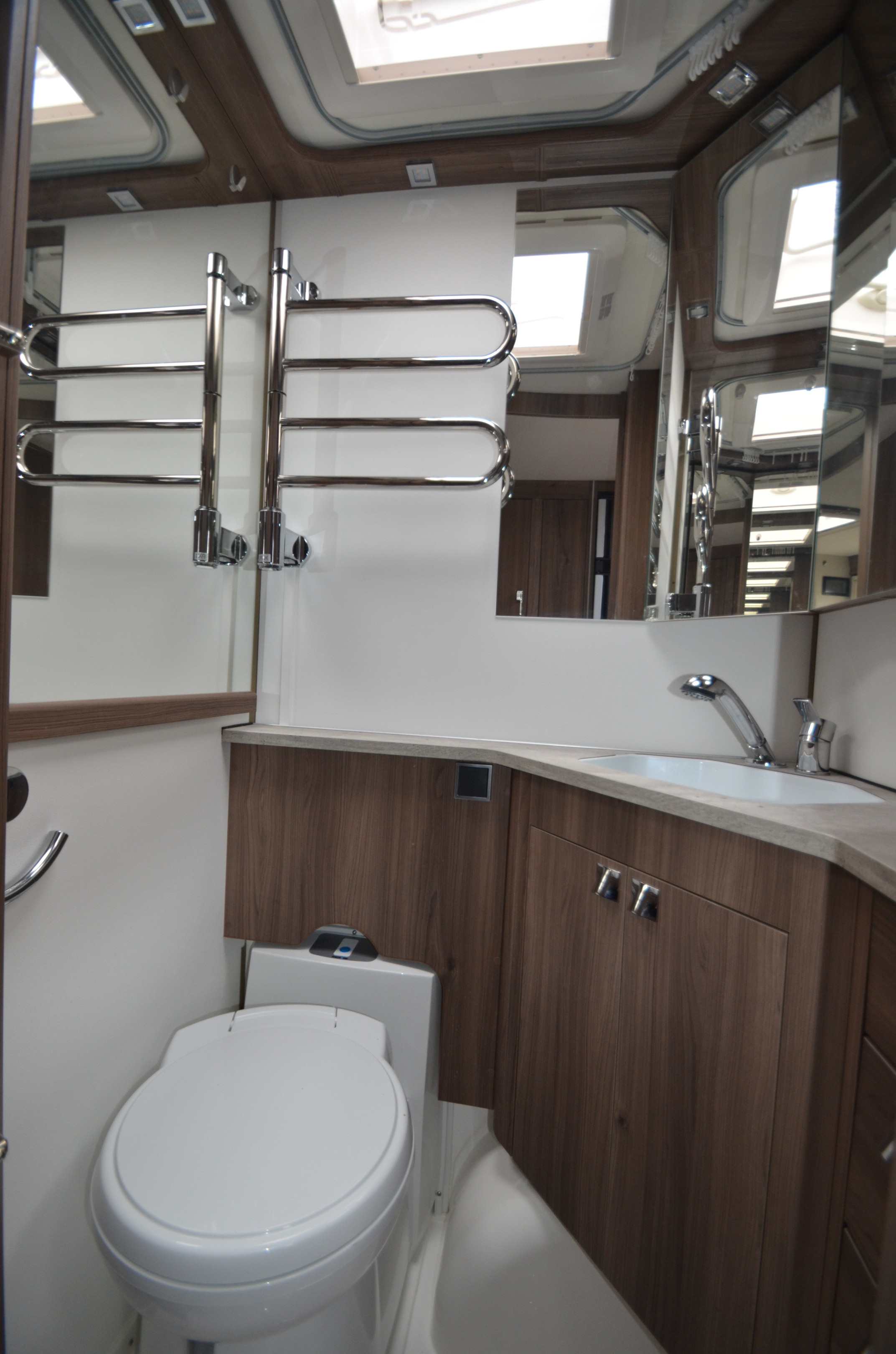 KABE AMETIST 560 GLE KS - KABE