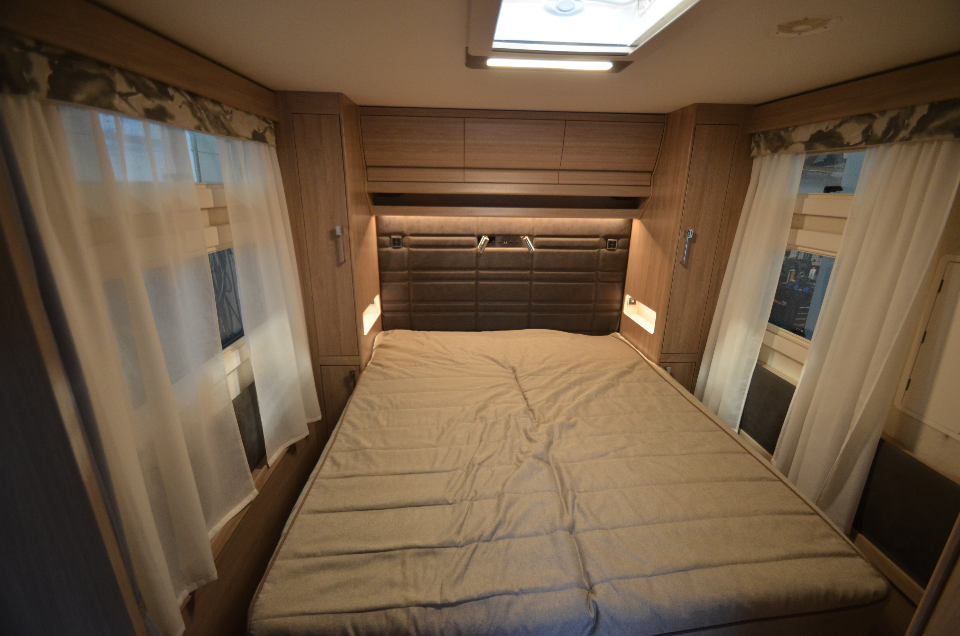 KABE IMPERIAL 780 DGLE KS (L-soffa, ac) - KABE