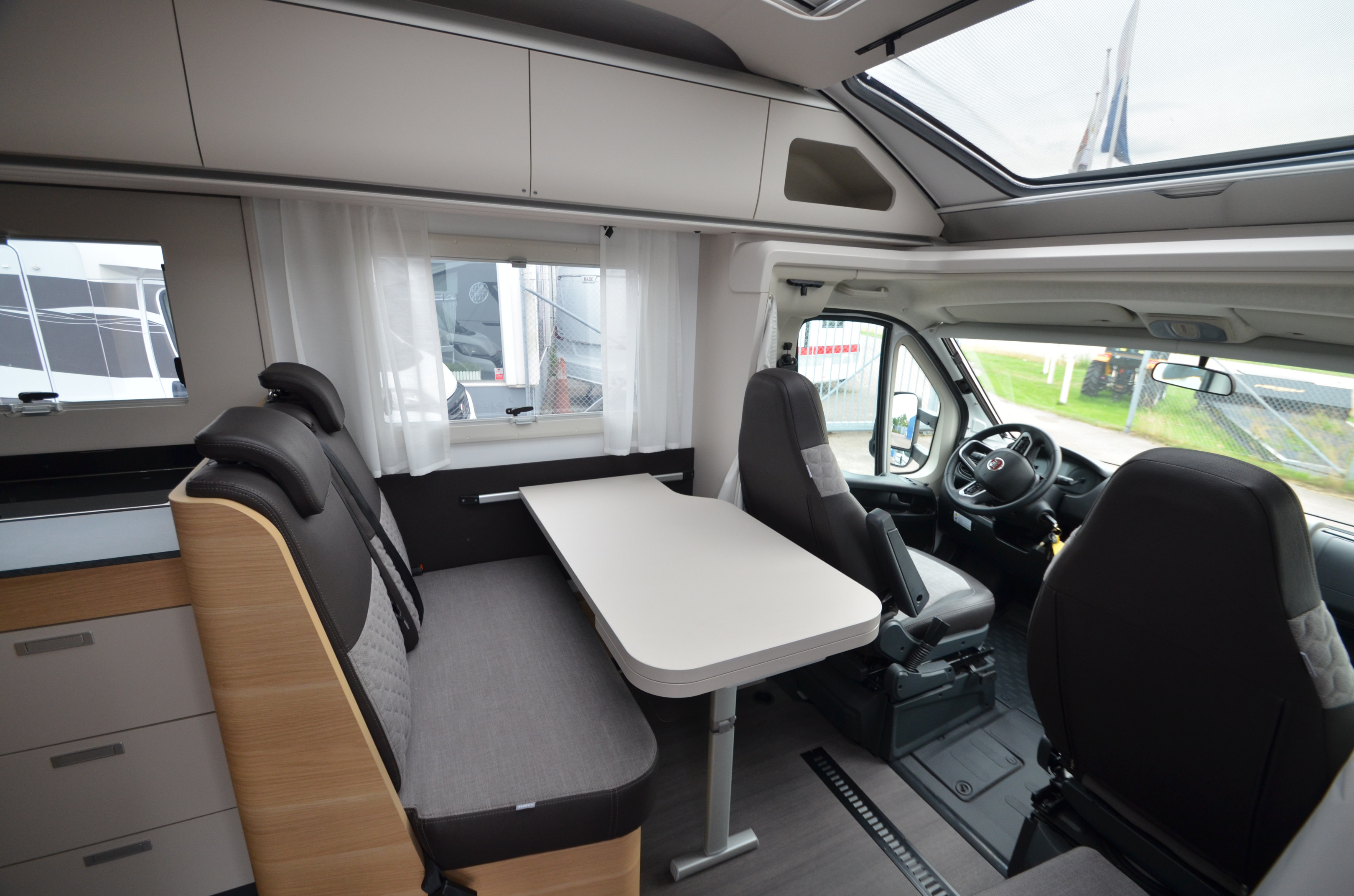 Adria CORAL 670 SL (AC,solcell, auto) - Adria
