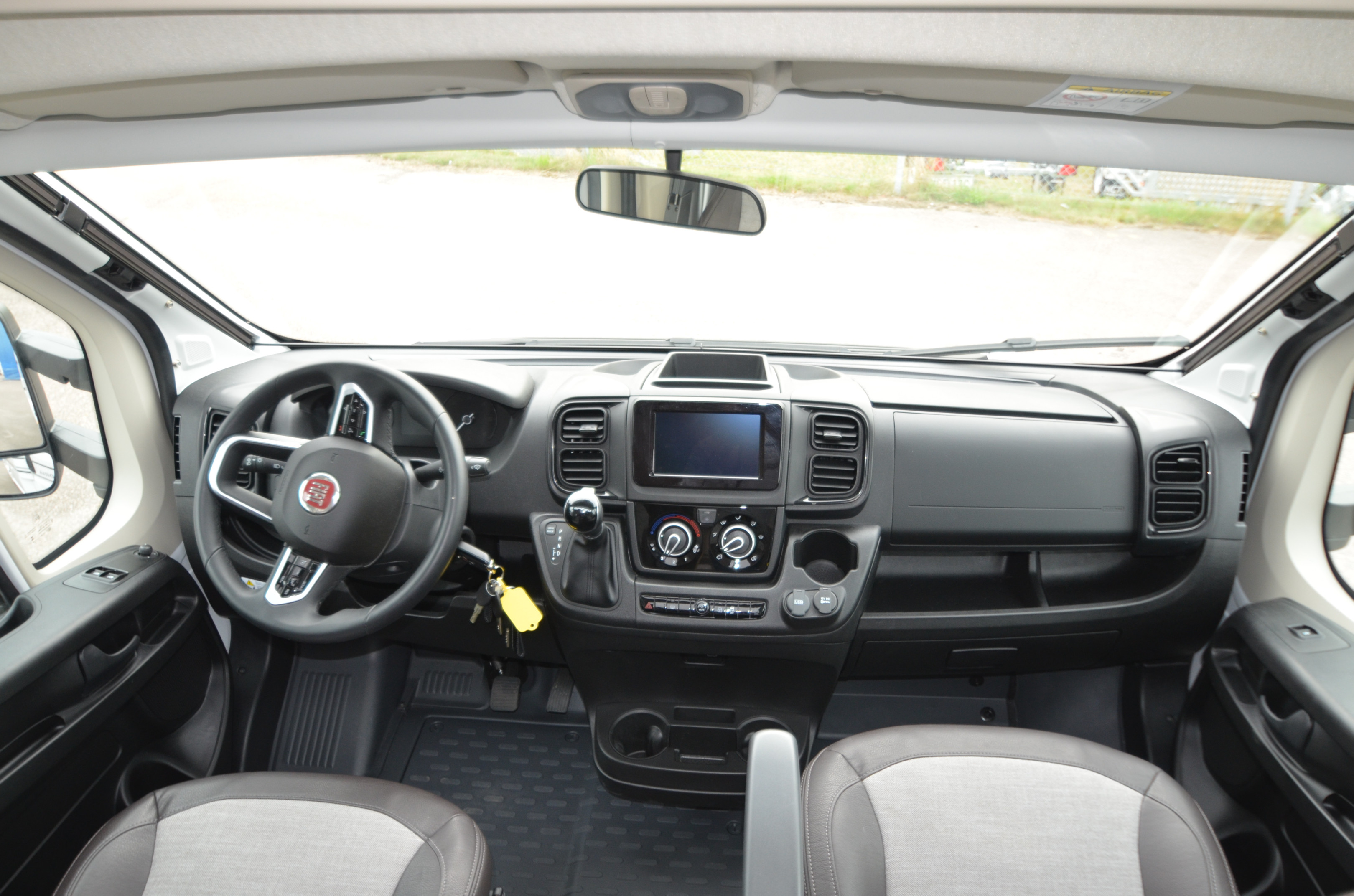 Adria CORAL 670 SL (AC,solcell, auto) - Adria