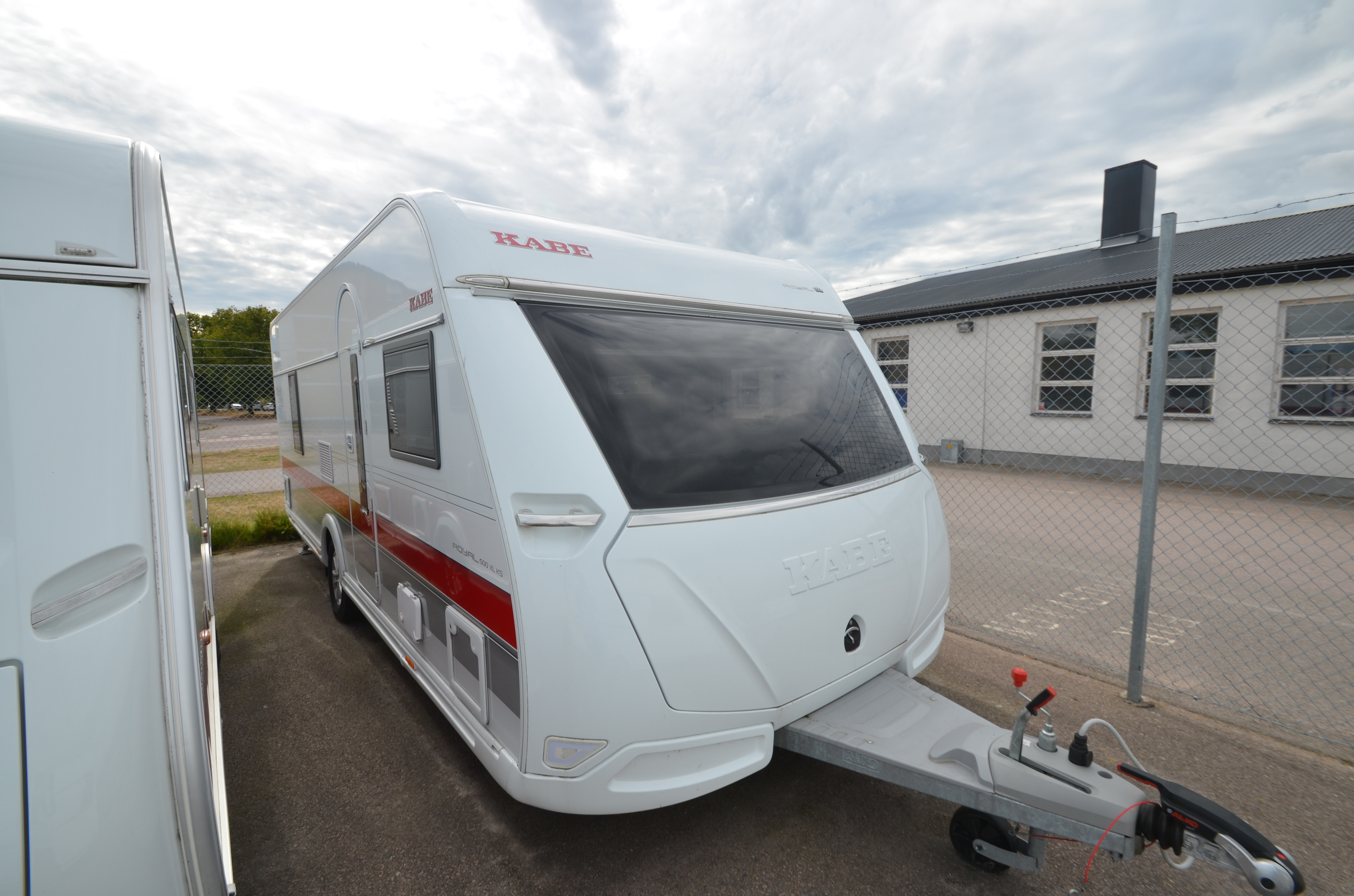 KABE ROYAL 600 XL KS (förtält,solcell) - KABE