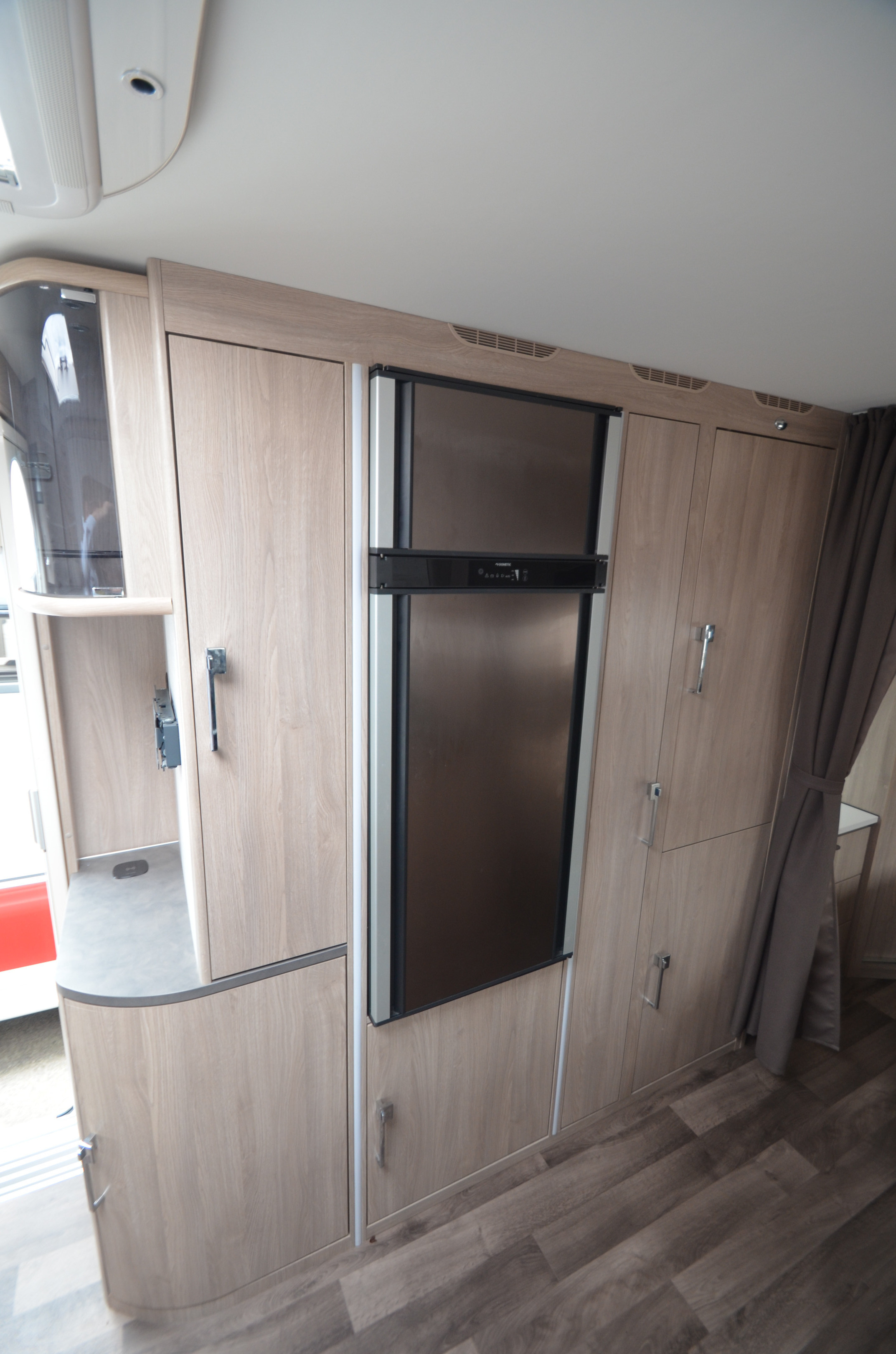 KABE ROYAL 600 XL KS (förtält,solcell) - KABE