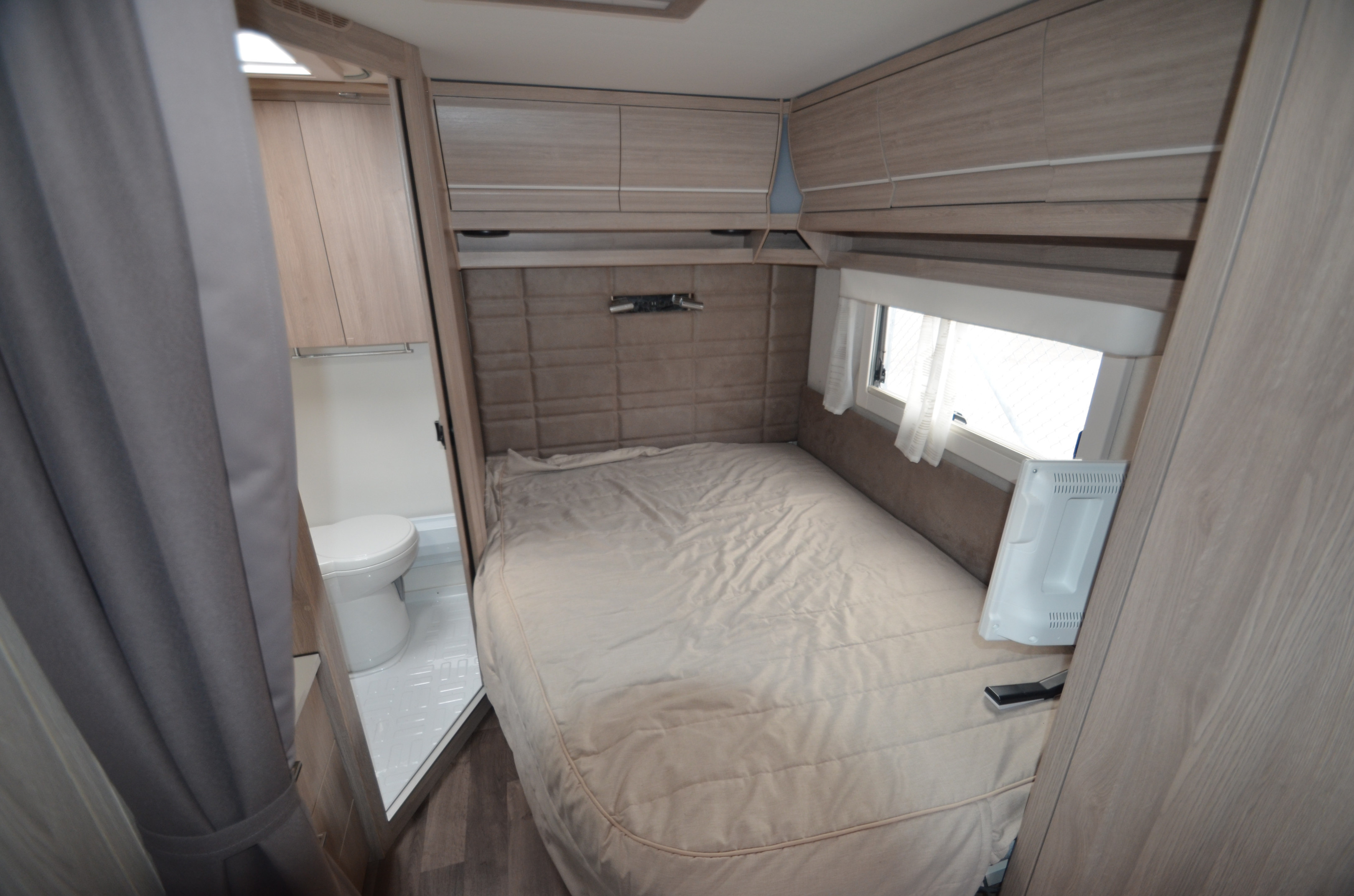 KABE ROYAL 600 XL KS (förtält,solcell) - KABE