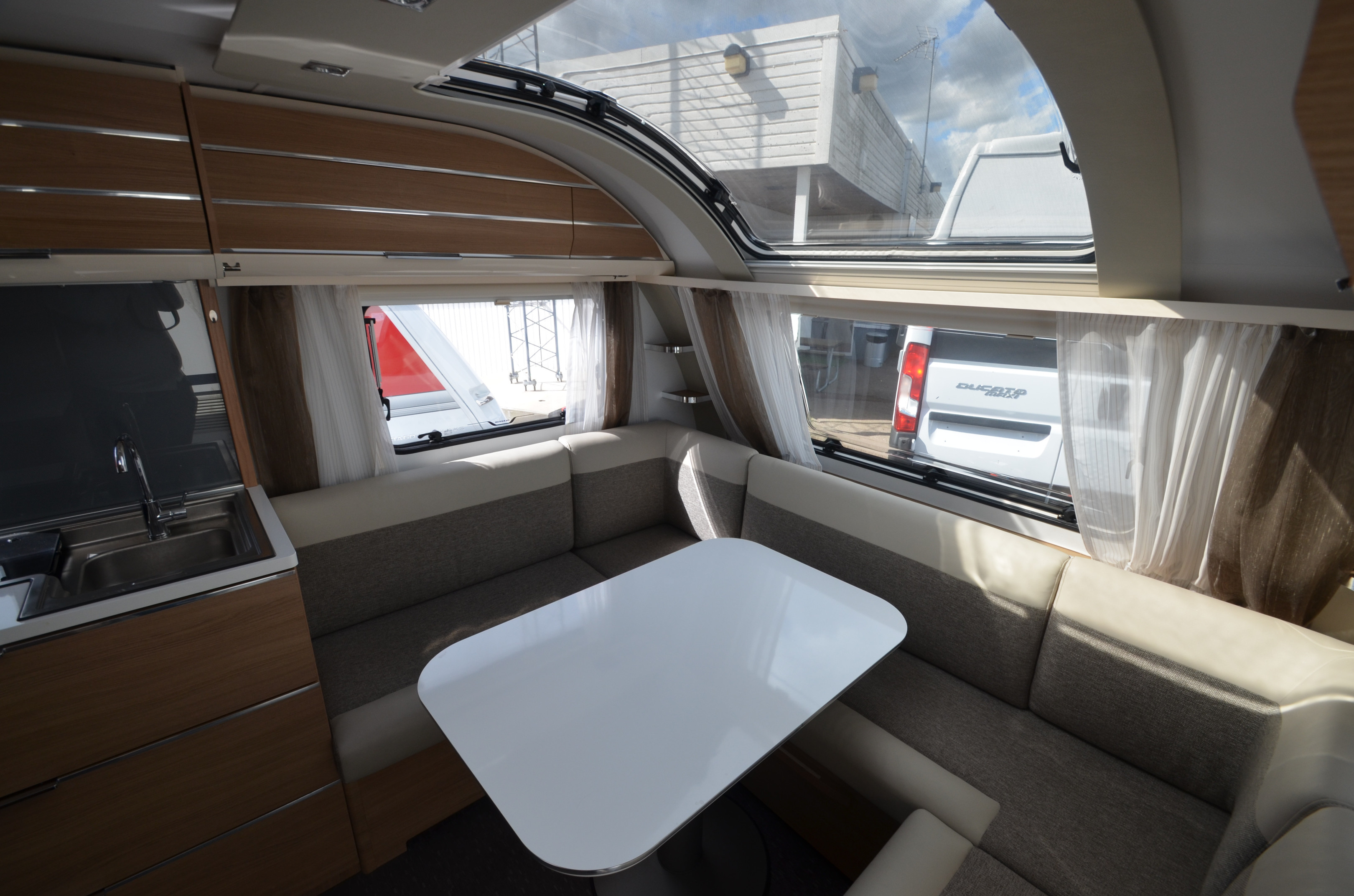 Adria ADORA 753 UC (AC + Tält) - Adria
