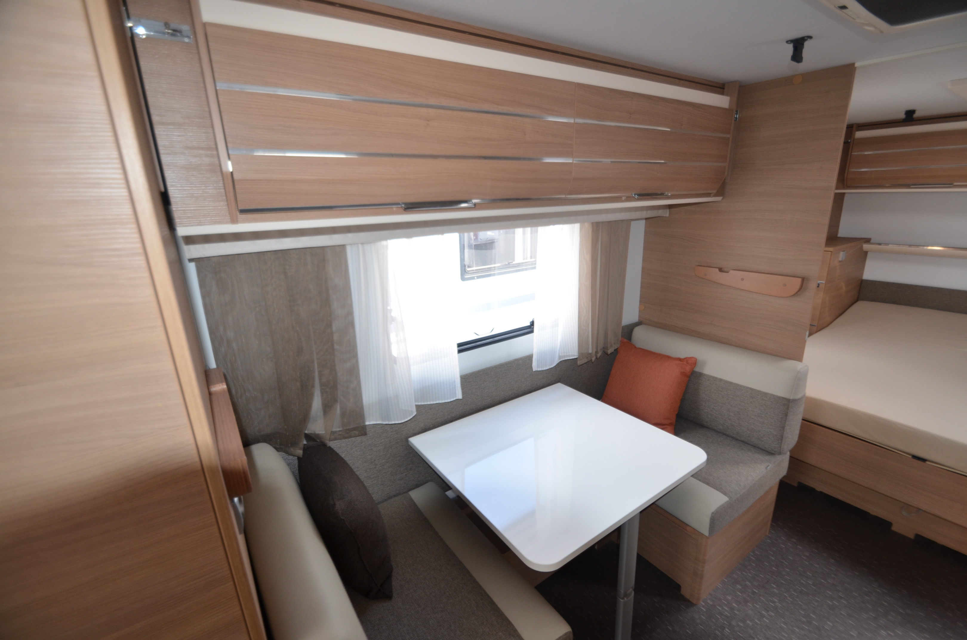 Adria ADORA 753 UC (AC + Tält) - Adria