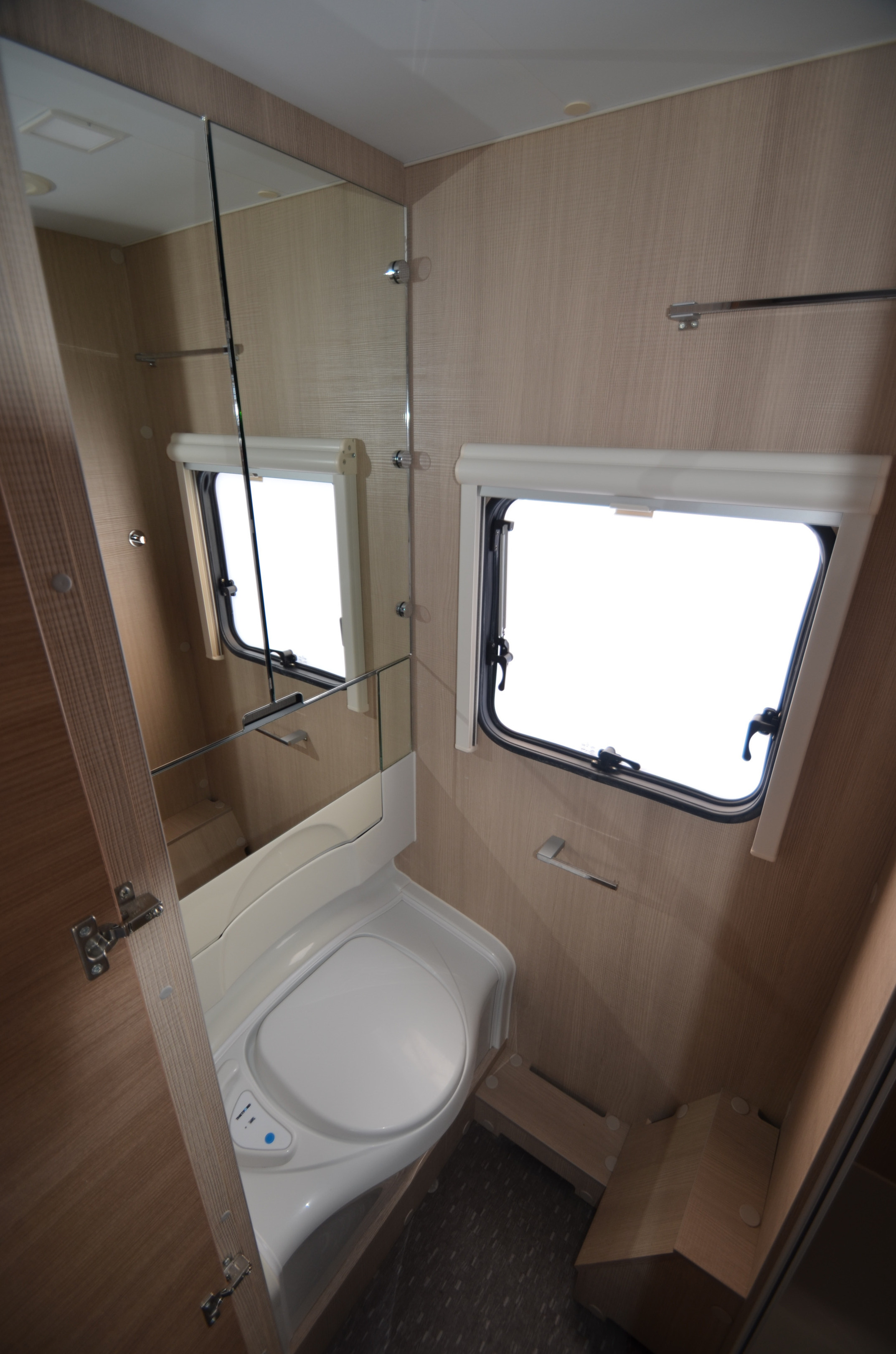 Adria ADORA 753 UC (AC + Tält) - Adria