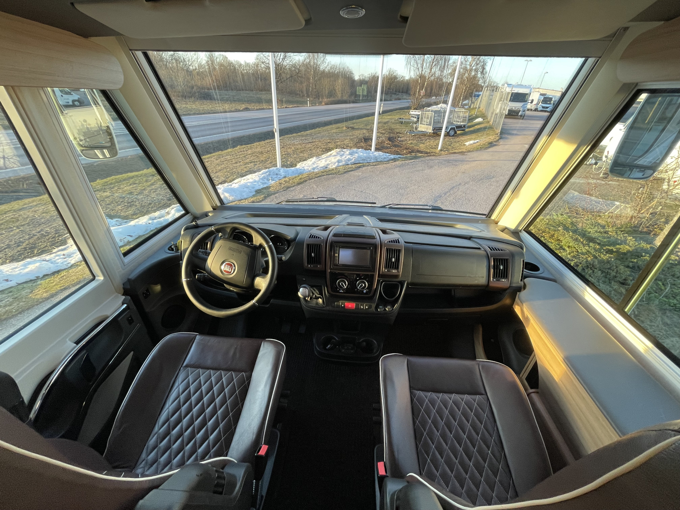 Knaus 900 leg (hydraulben, solcell, kamkedja) - Knaus
