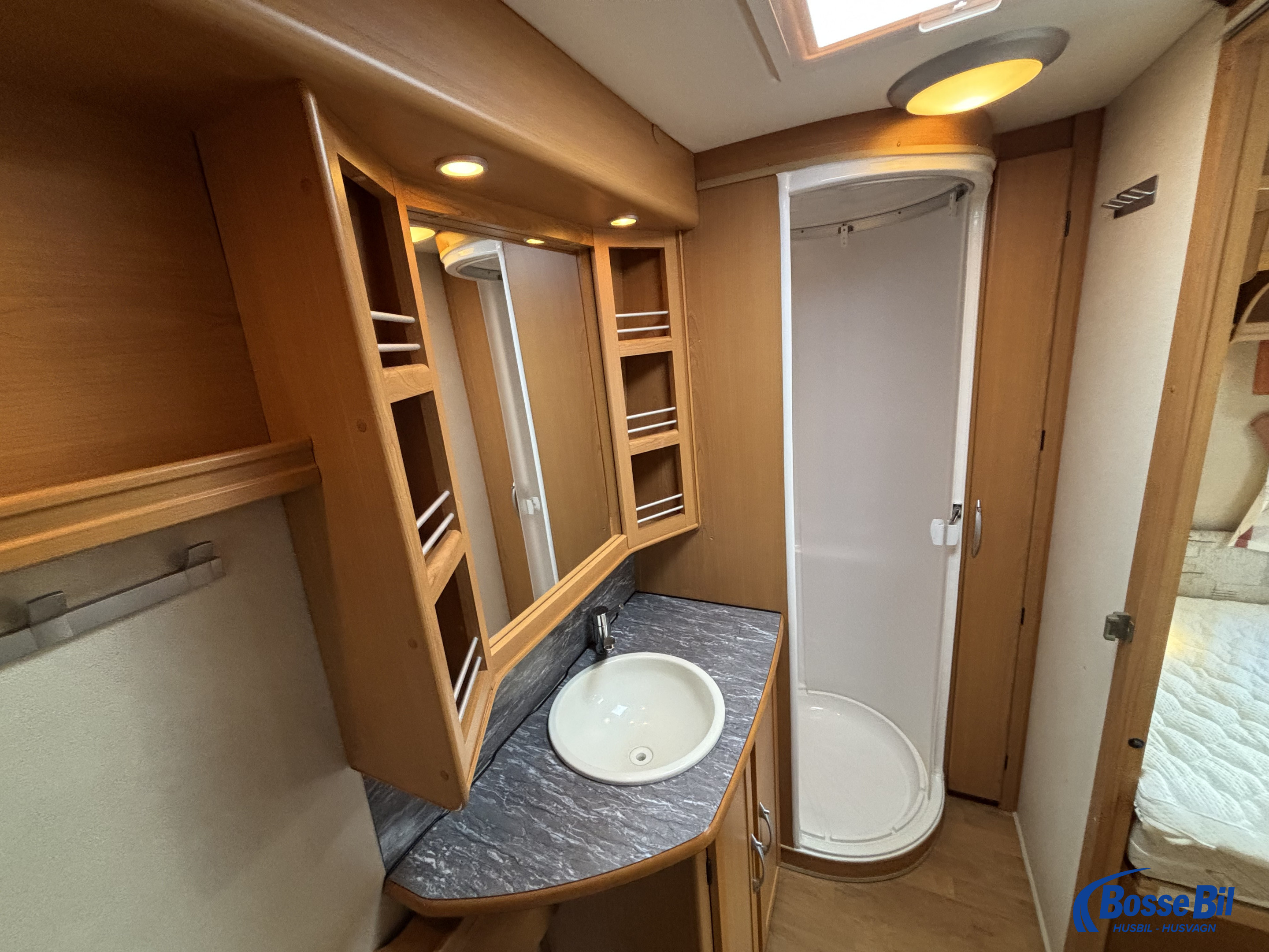 KABE SAFIR ETDL KS *Långbäddar *Toa bak*Ac - KABE