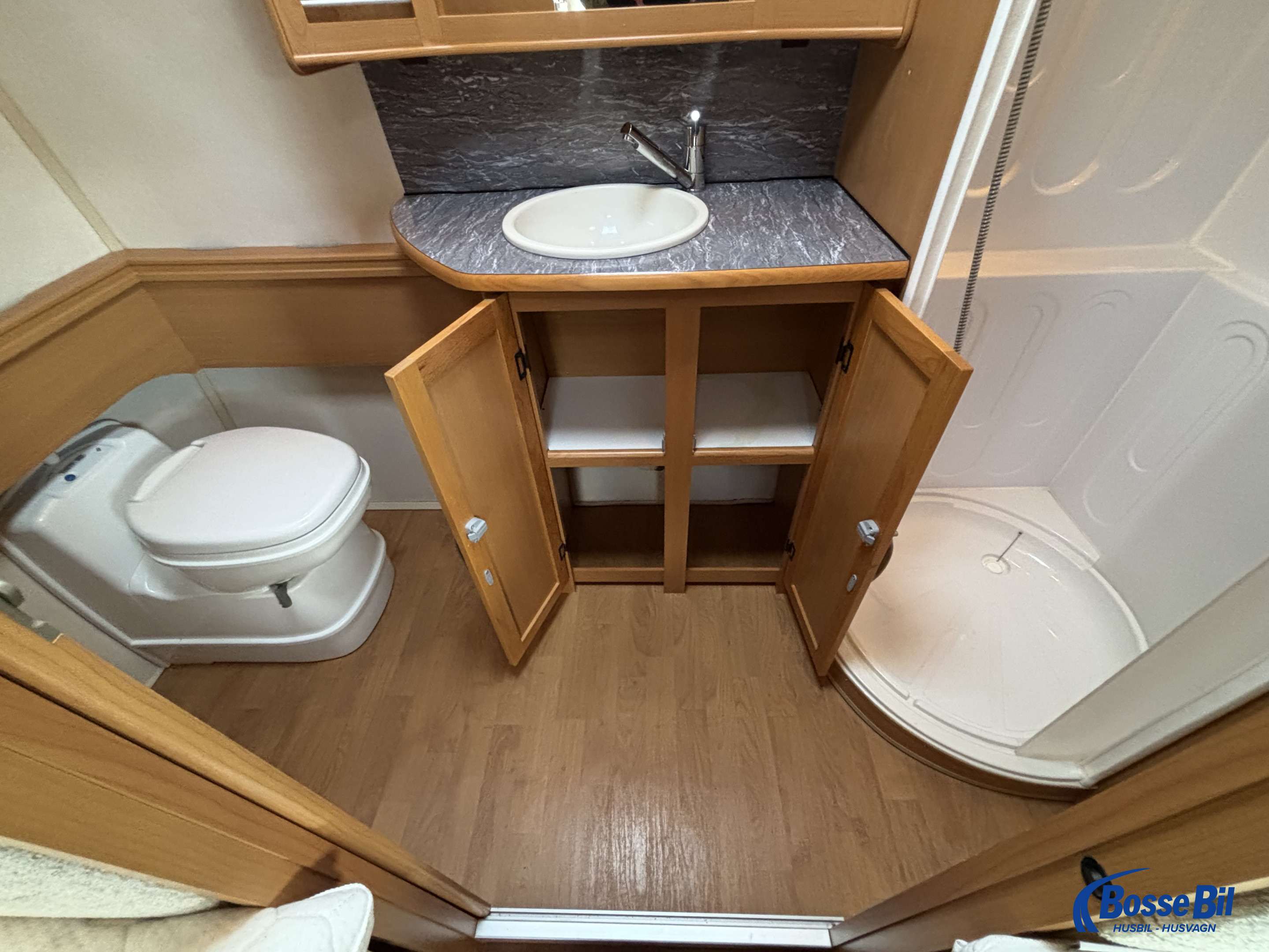 KABE SAFIR ETDL KS *Långbäddar *Toa bak*Ac - KABE