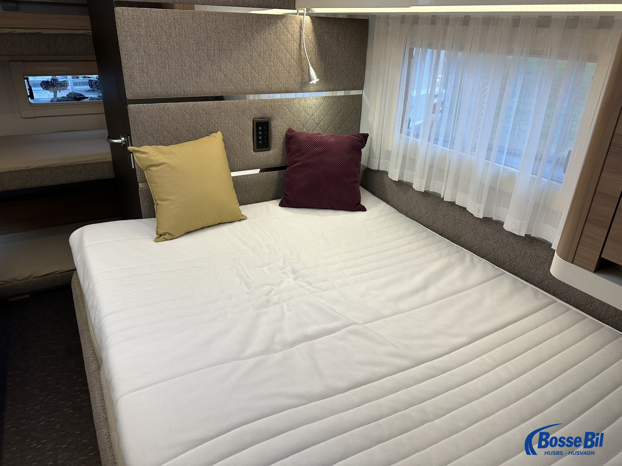 Adria ALPINA 753 HK * Mover * Frontkök * Förtält * Mover * - Adria