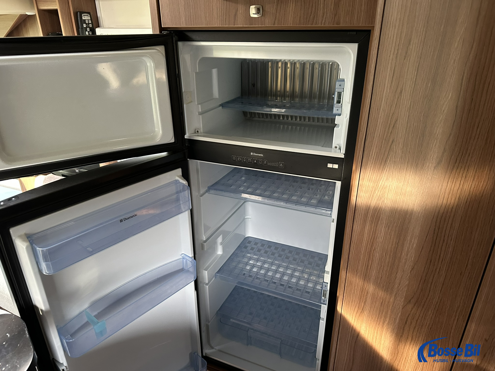 Knaus Sky Plus * Alde * Hydr.stödben * Långbäddar * - Knaus