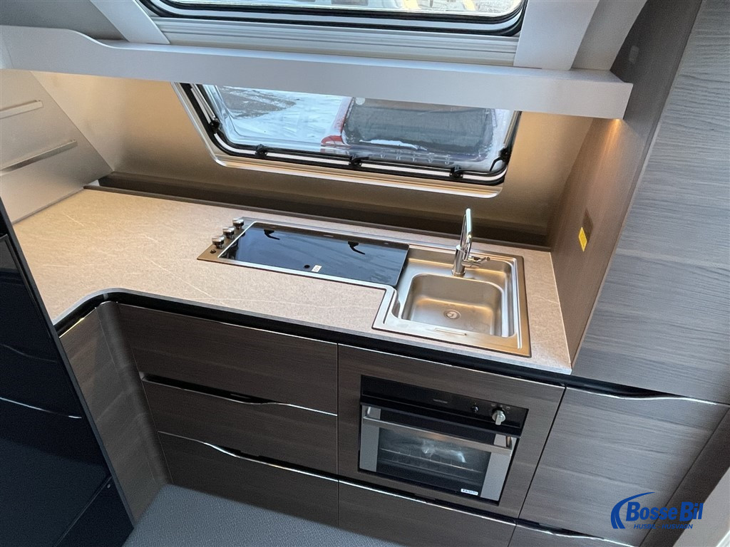 Adria Alpina 903 HT - Adria