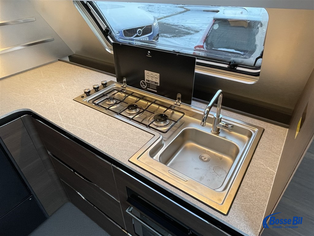 Adria Alpina 903 HT - Adria