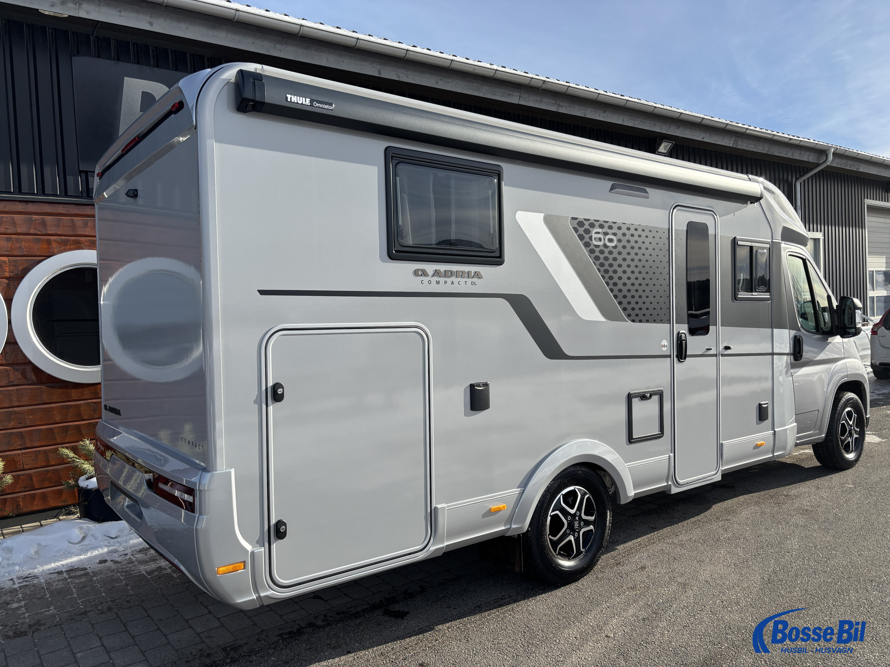Adria COMPACT DL 60Y - Fiat MultiJet3 140HP (103kW) 35L - Adria