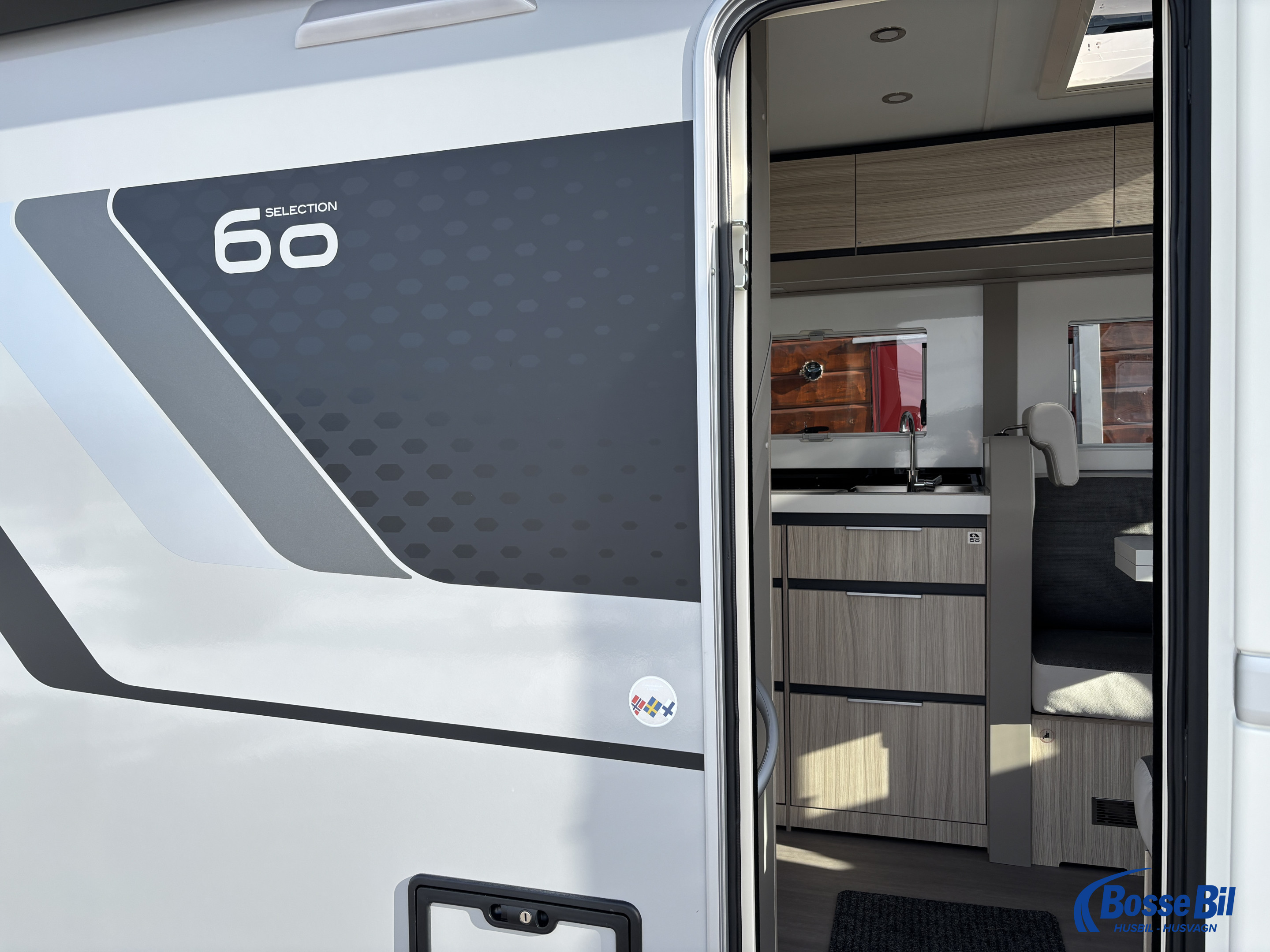 Adria COMPACT DL 60Y - Fiat MultiJet3 140HP (103kW) 35L - Adria