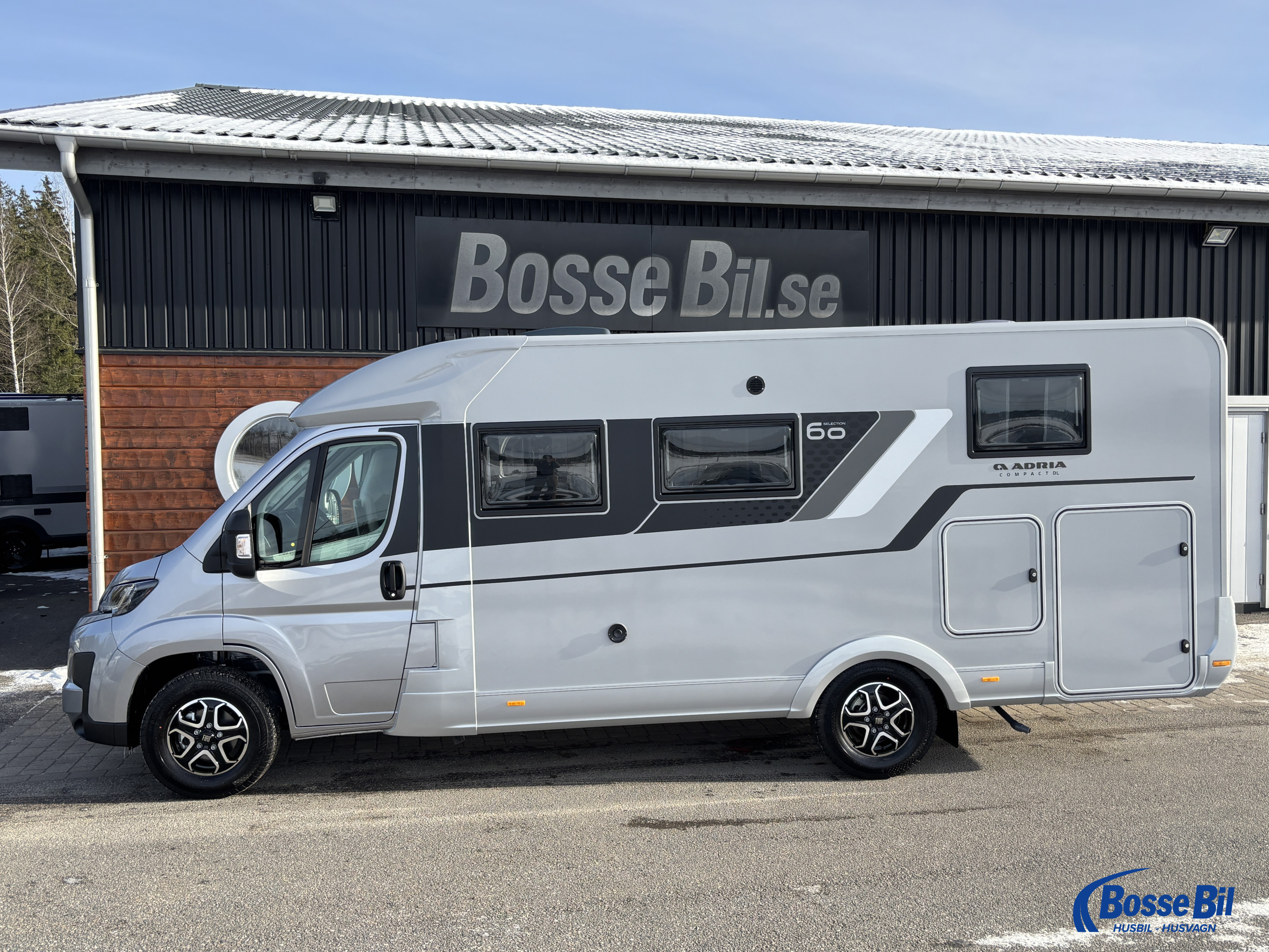 Adria COMPACT DL 60Y - Fiat MultiJet3 140HP (103kW) 35L - Adria