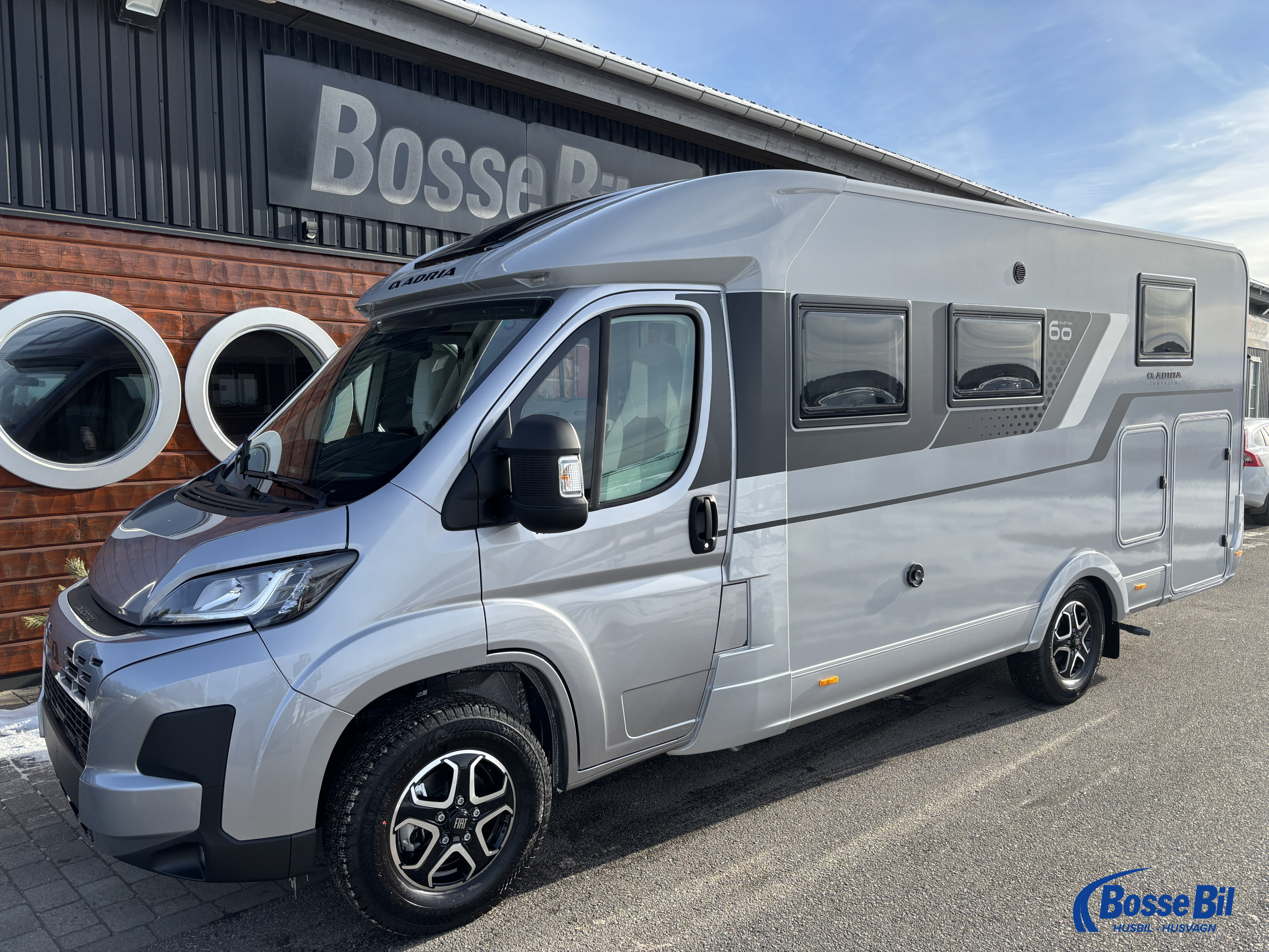 Adria COMPACT DL 60Y - Fiat MultiJet3 140HP (103kW) 35L - Adria