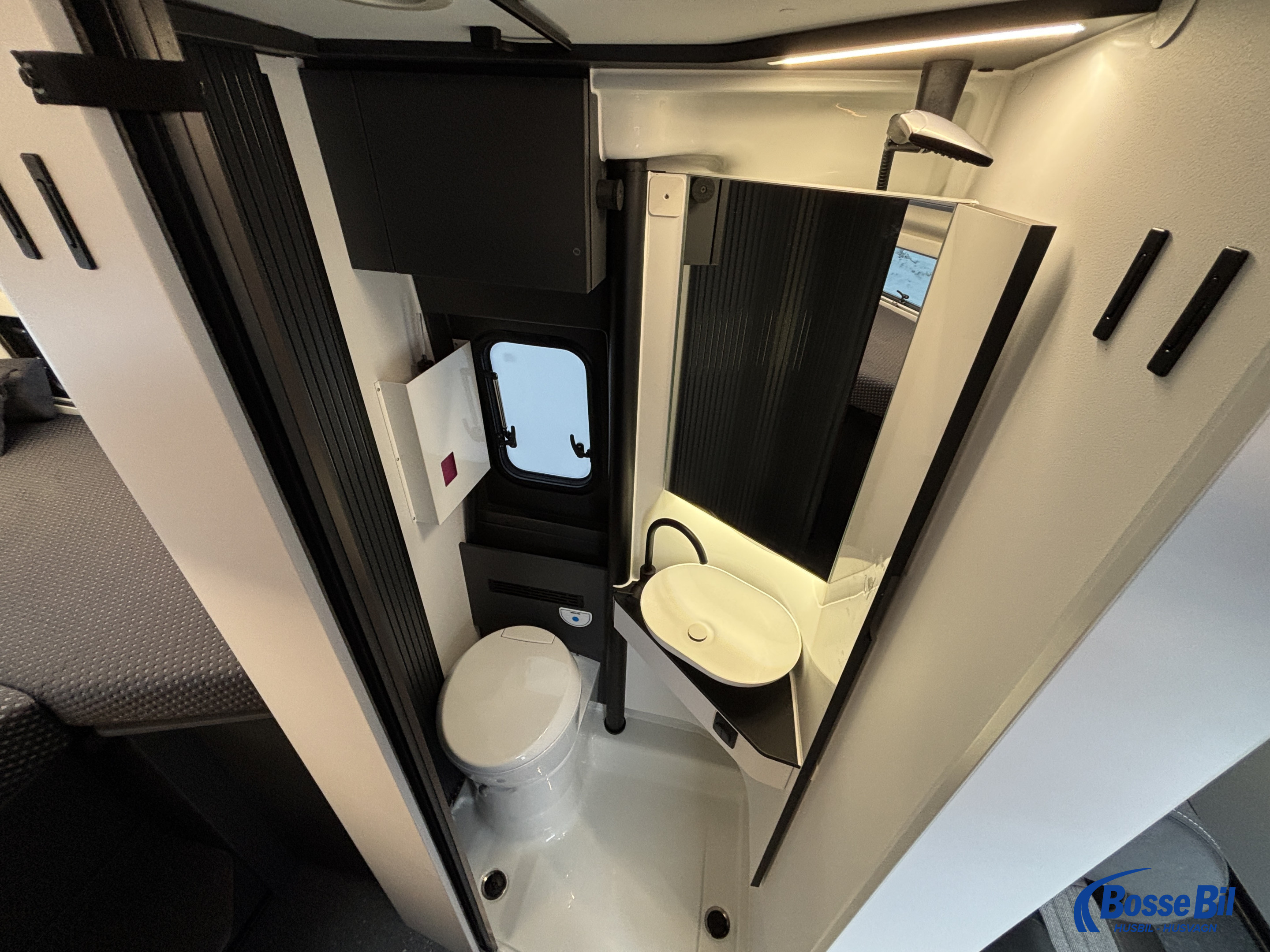 Adria TWIN SUPREME 640 SLB - Fiat MultiJet3 180HP (131kW) 35L - Adria