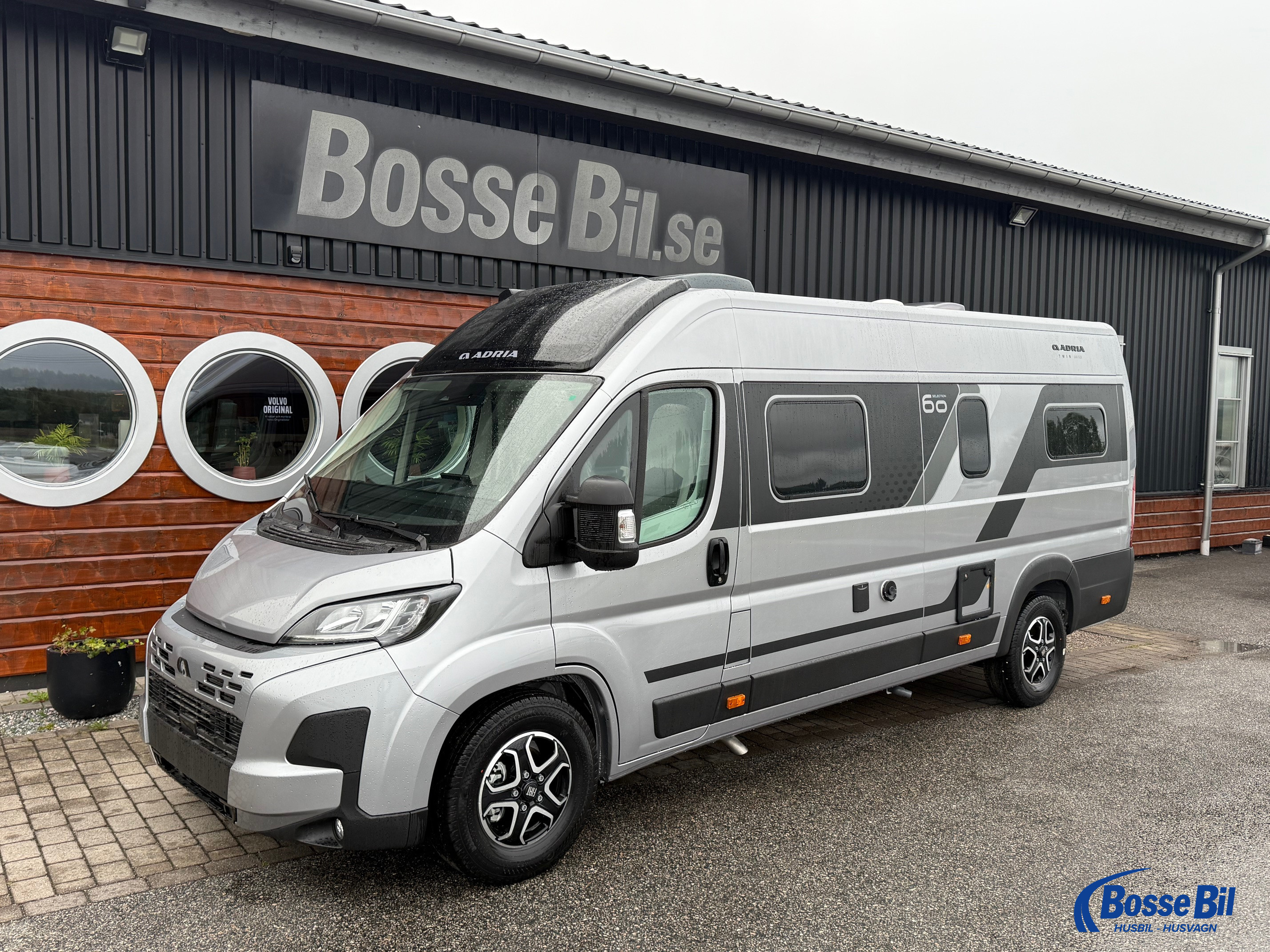 Adria TWIN 640 SLB 60Y - Fiat MultiJet3 140HP (103kW) 35H - Adria