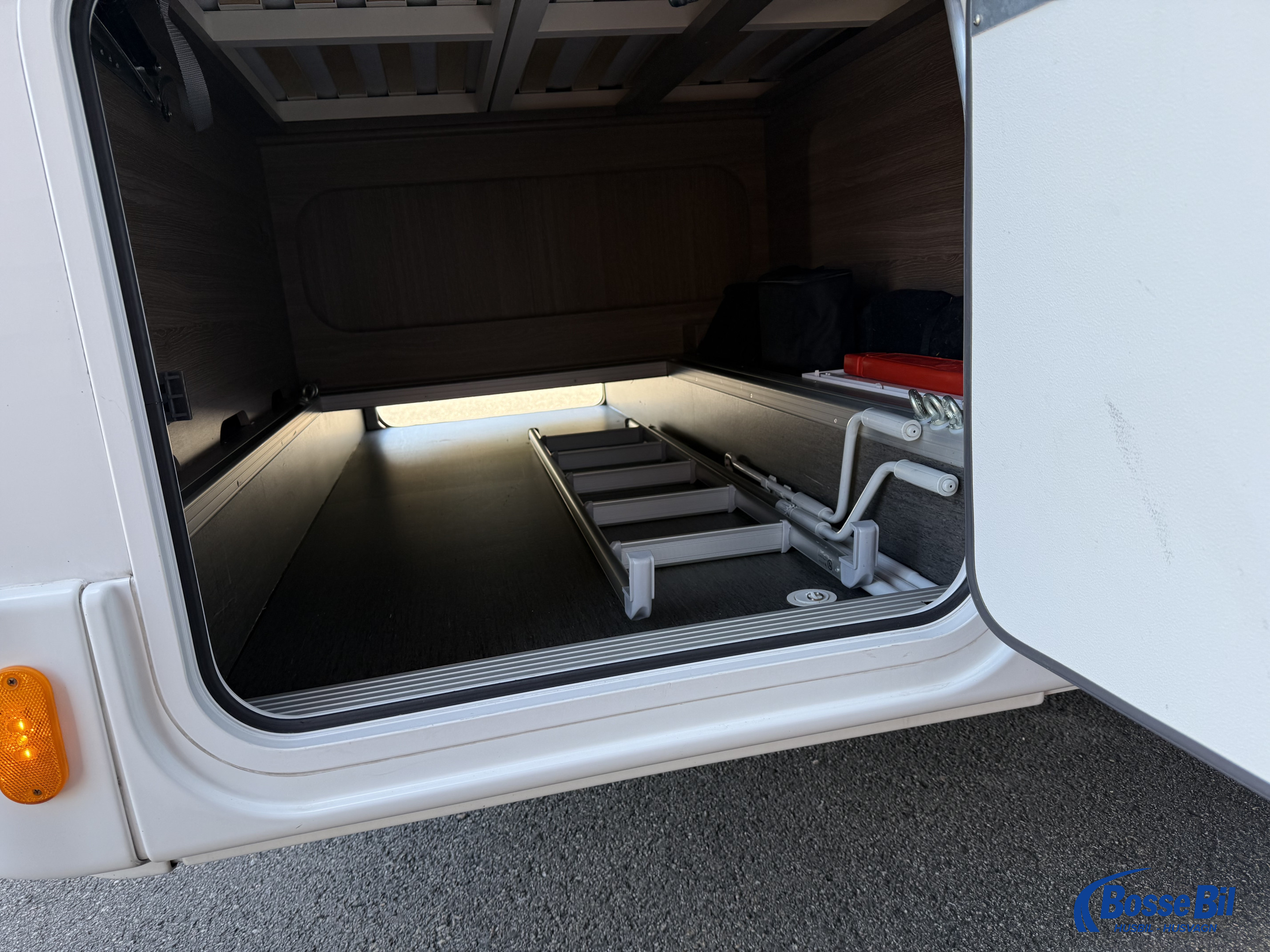 KABE TM X 780 LXL * Hydr. stödben * Solcell * Inverter * - KABE