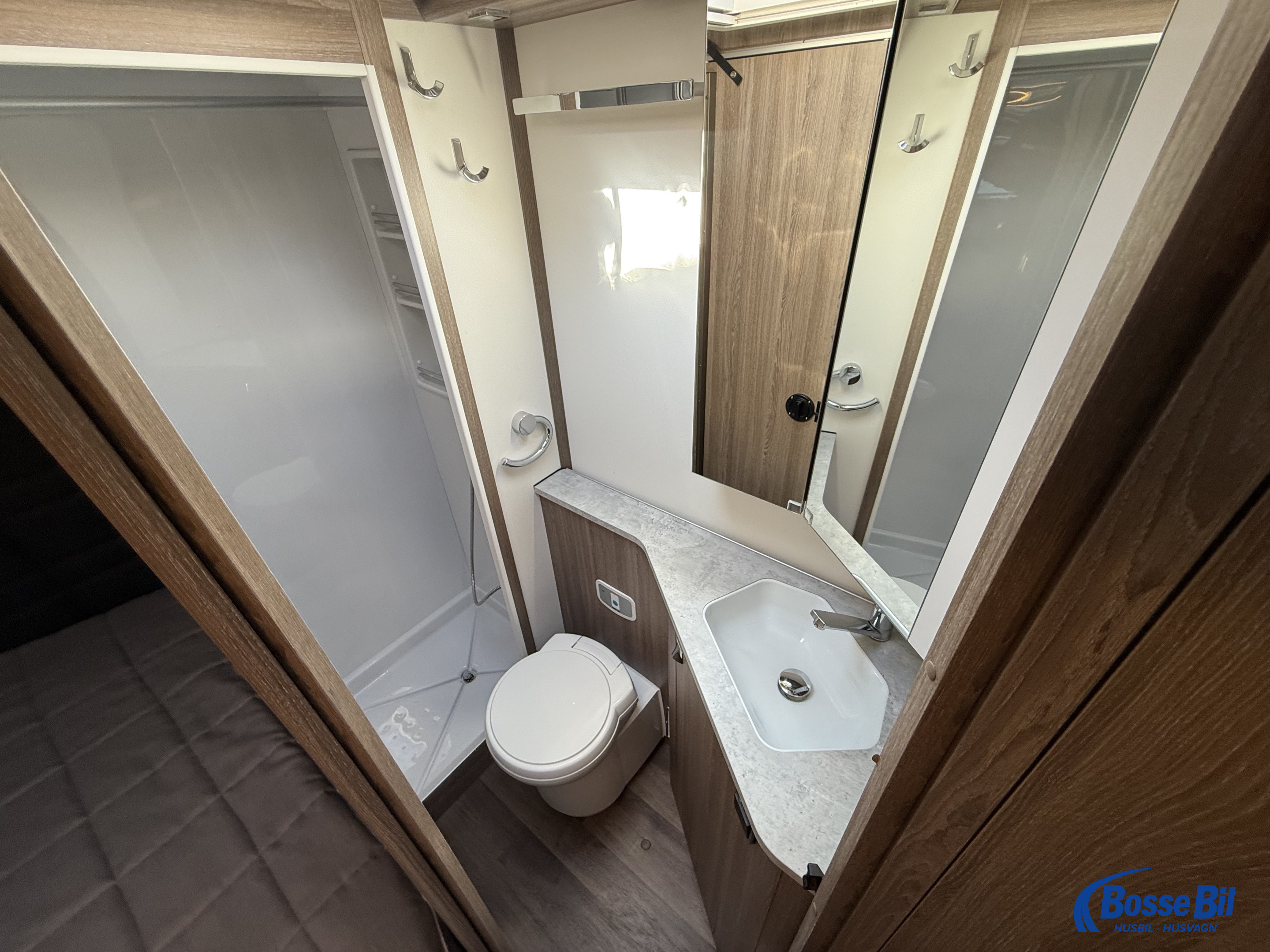 KABE TM X 780 LXL * Hydr. stödben * Solcell * Inverter * - KABE