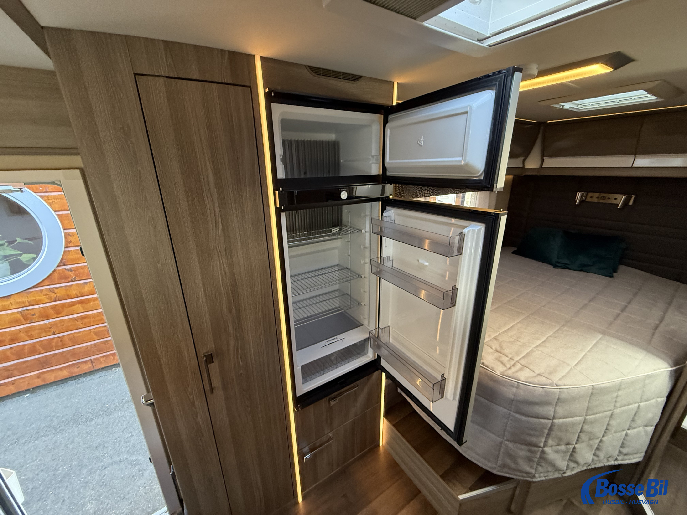 KABE TM X 780 LXL * Hydr. stödben * Solcell * Inverter * - KABE