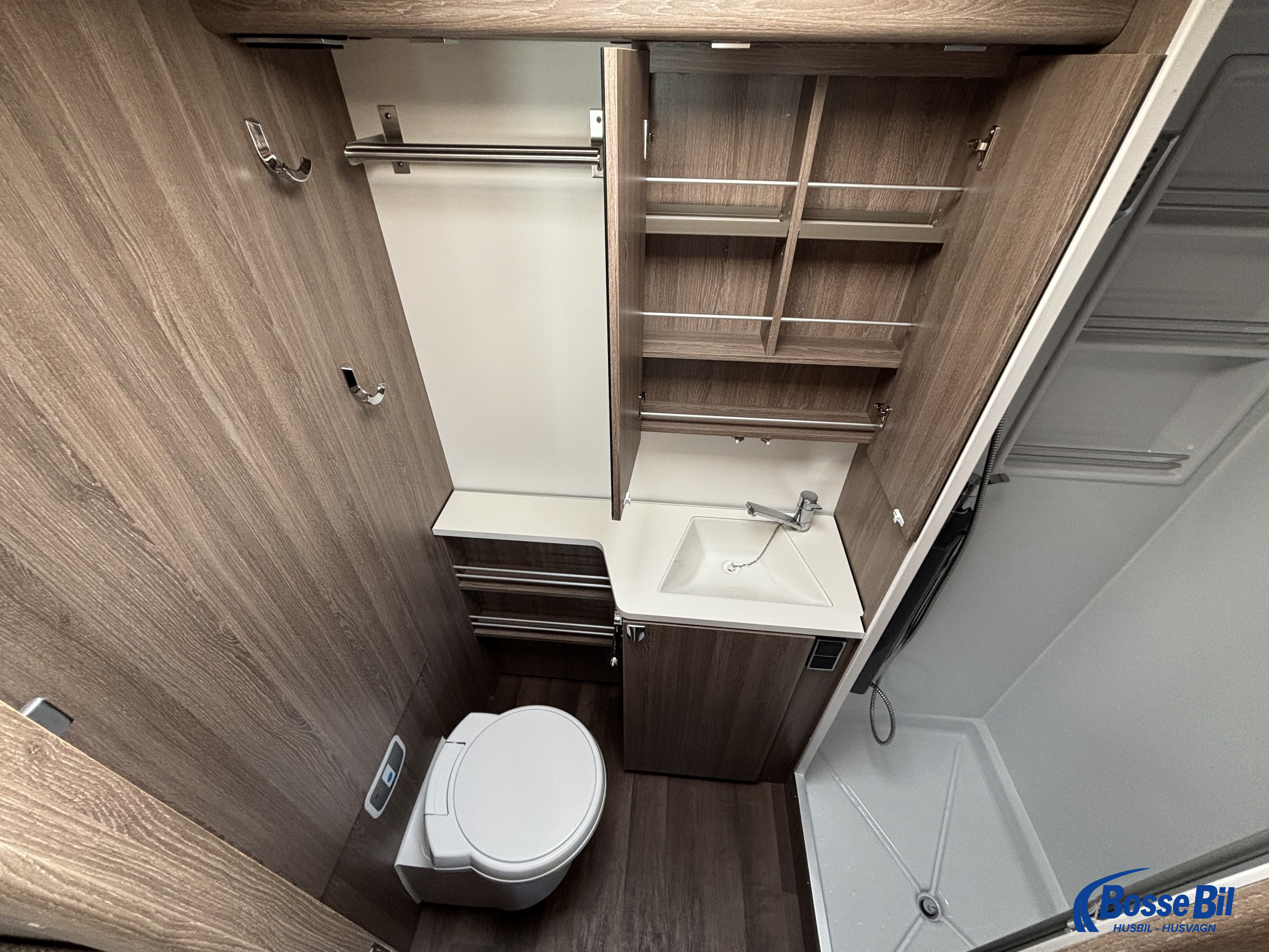 KABE TM Classic 740 T * Hydr. stödben * Långbäddar * Toa bak * - KABE