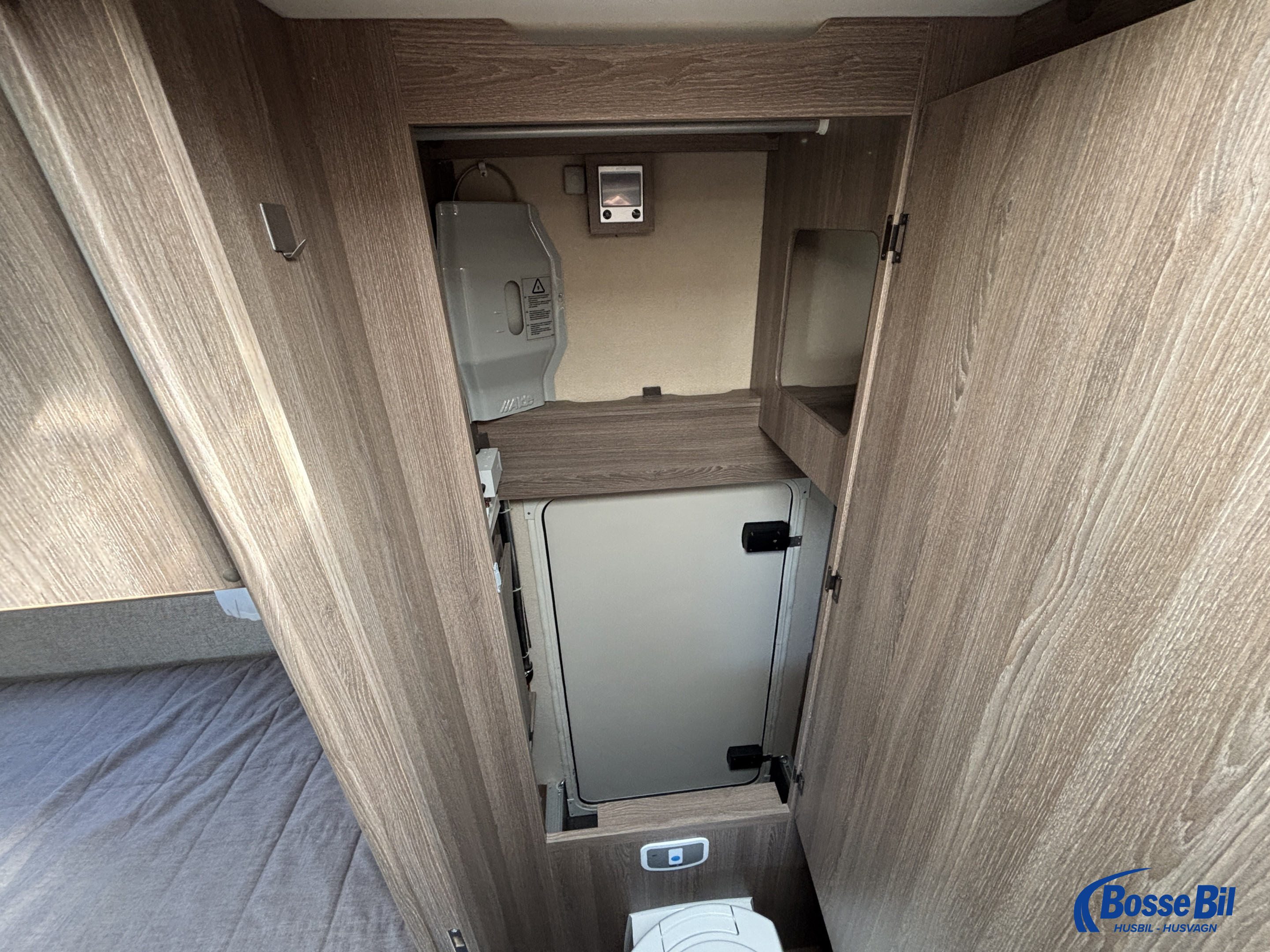 KABE TM Classic 740 T * Hydr. stödben * Långbäddar * Toa bak * - KABE