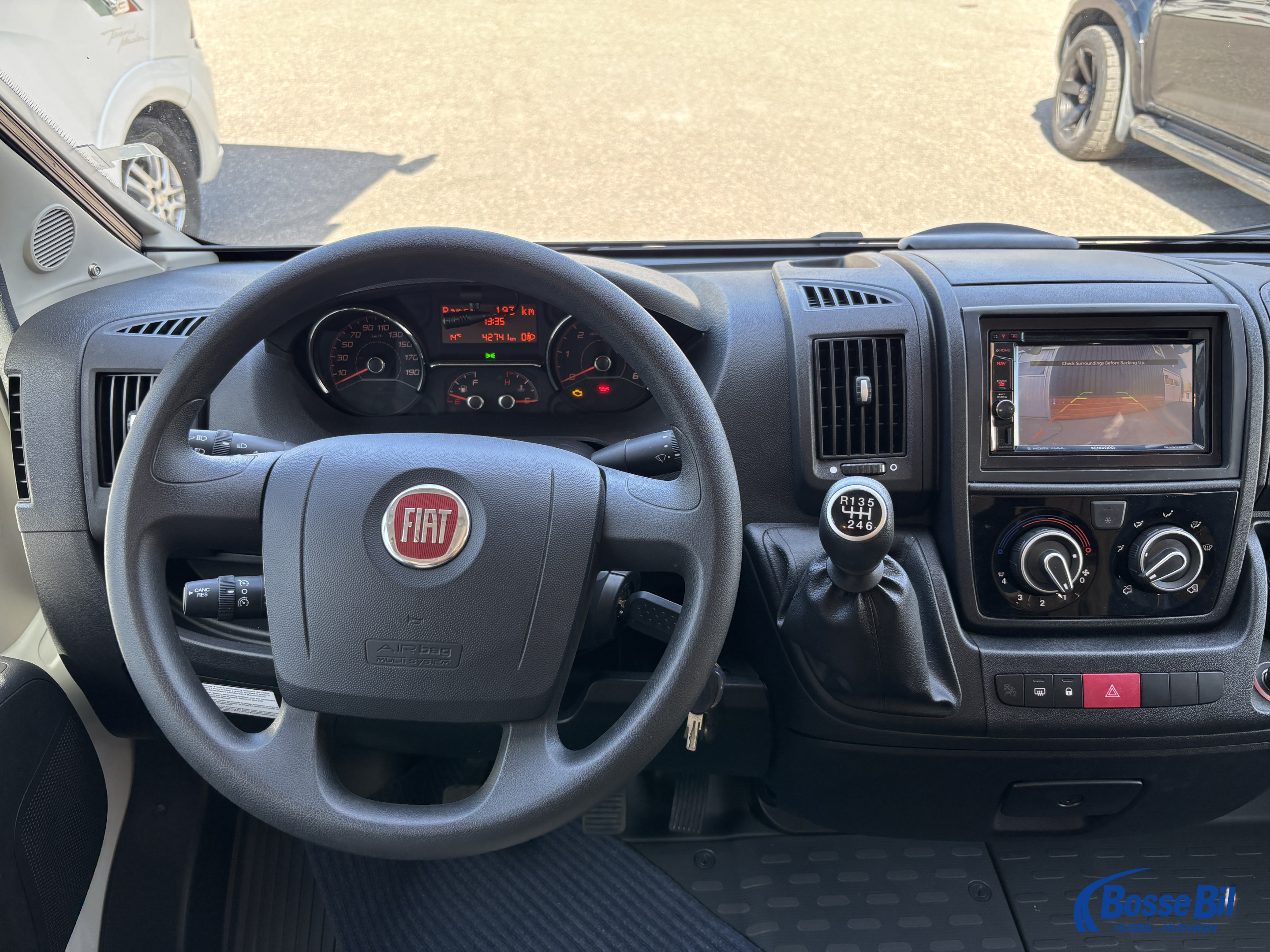 Adria CORAL S 670 SL * Solceller * Stort garage * Vinkelkök * - Adria