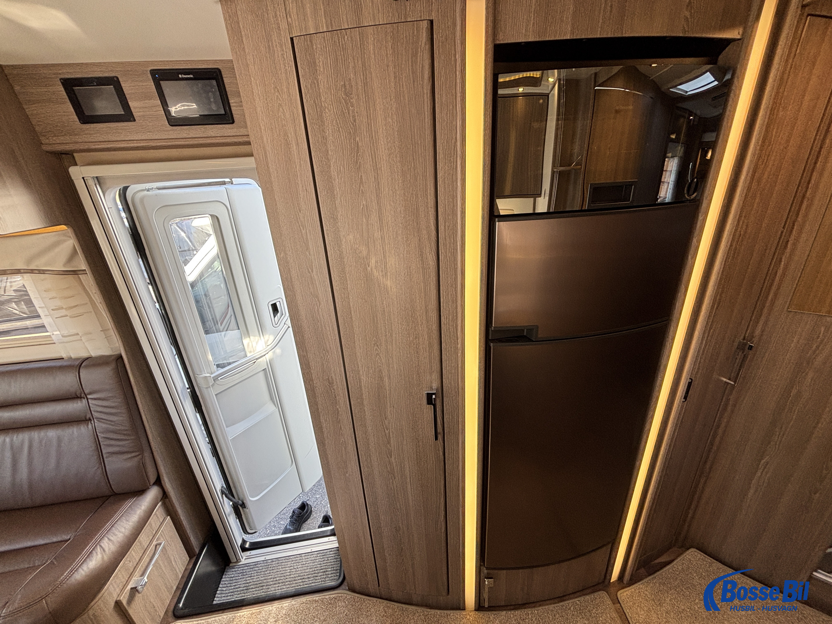 KABE TM Imperial 910 QB * Hydr. stödben * Cinderella * AC * Skinn * - KABE