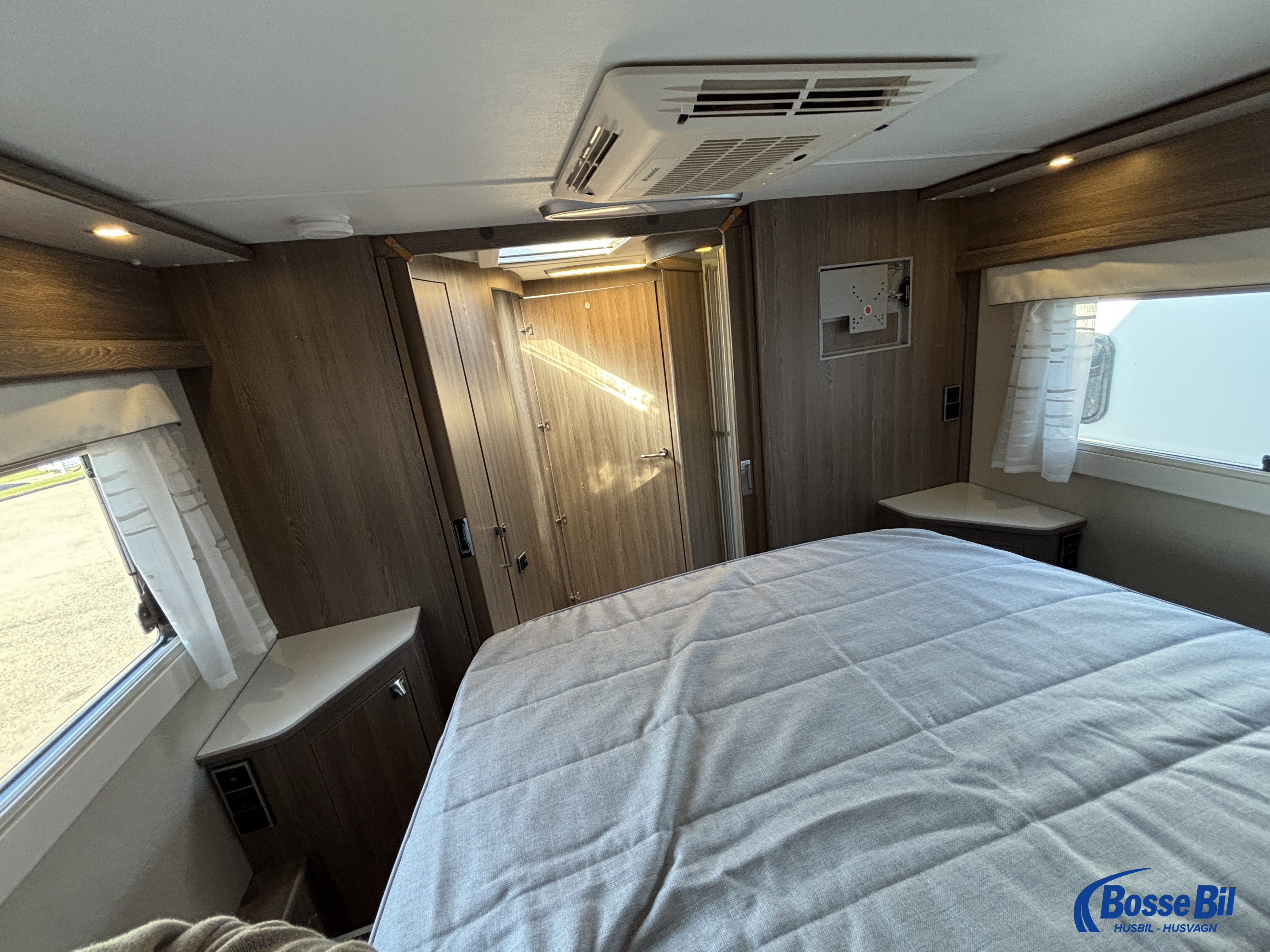 KABE TM Imperial 910 QB * Hydr. stödben * Cinderella * AC * Skinn * - KABE