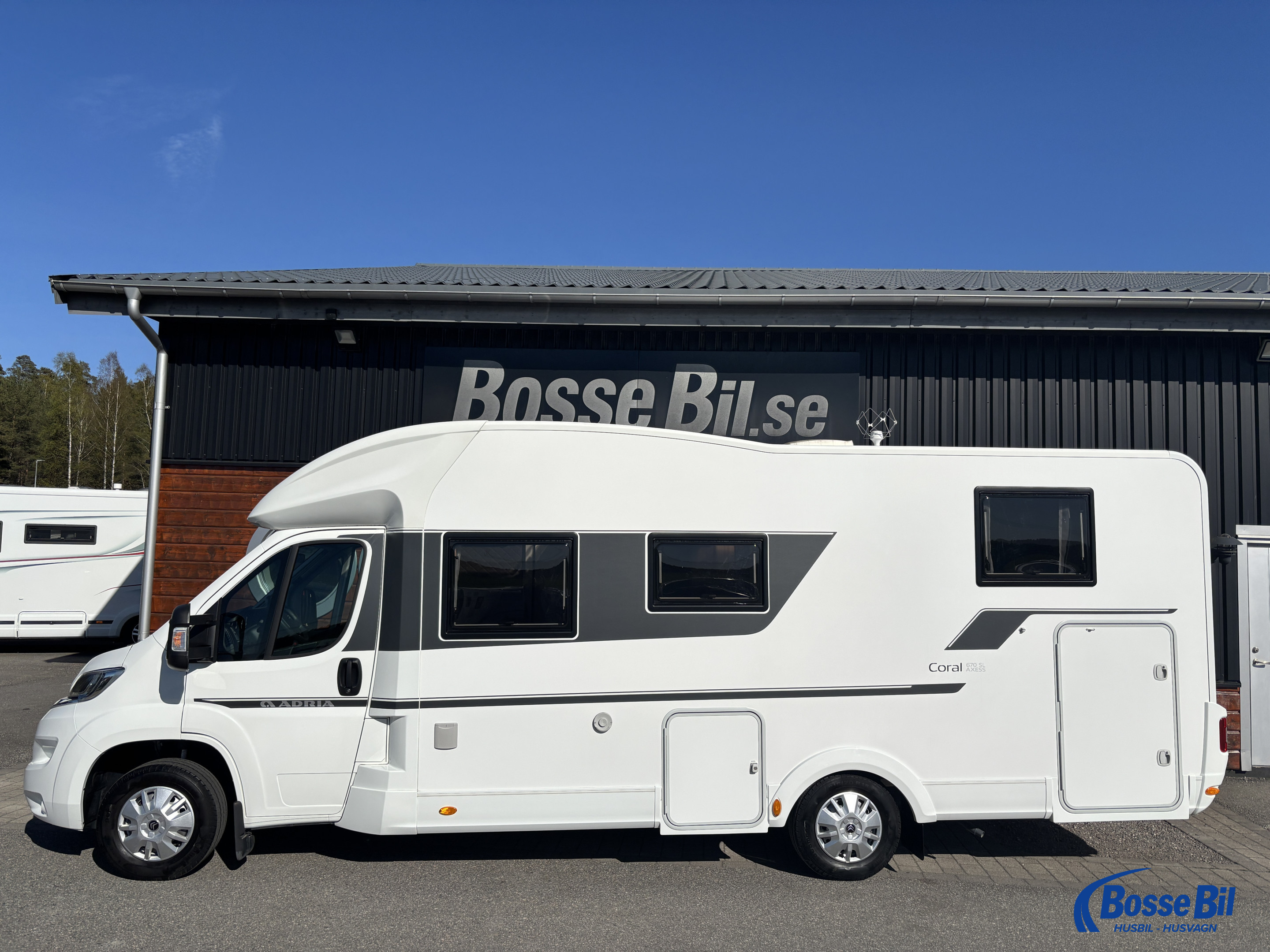 Adria CORAL S 670 SL * Solcell * Markis * Cykelställ * - Adria