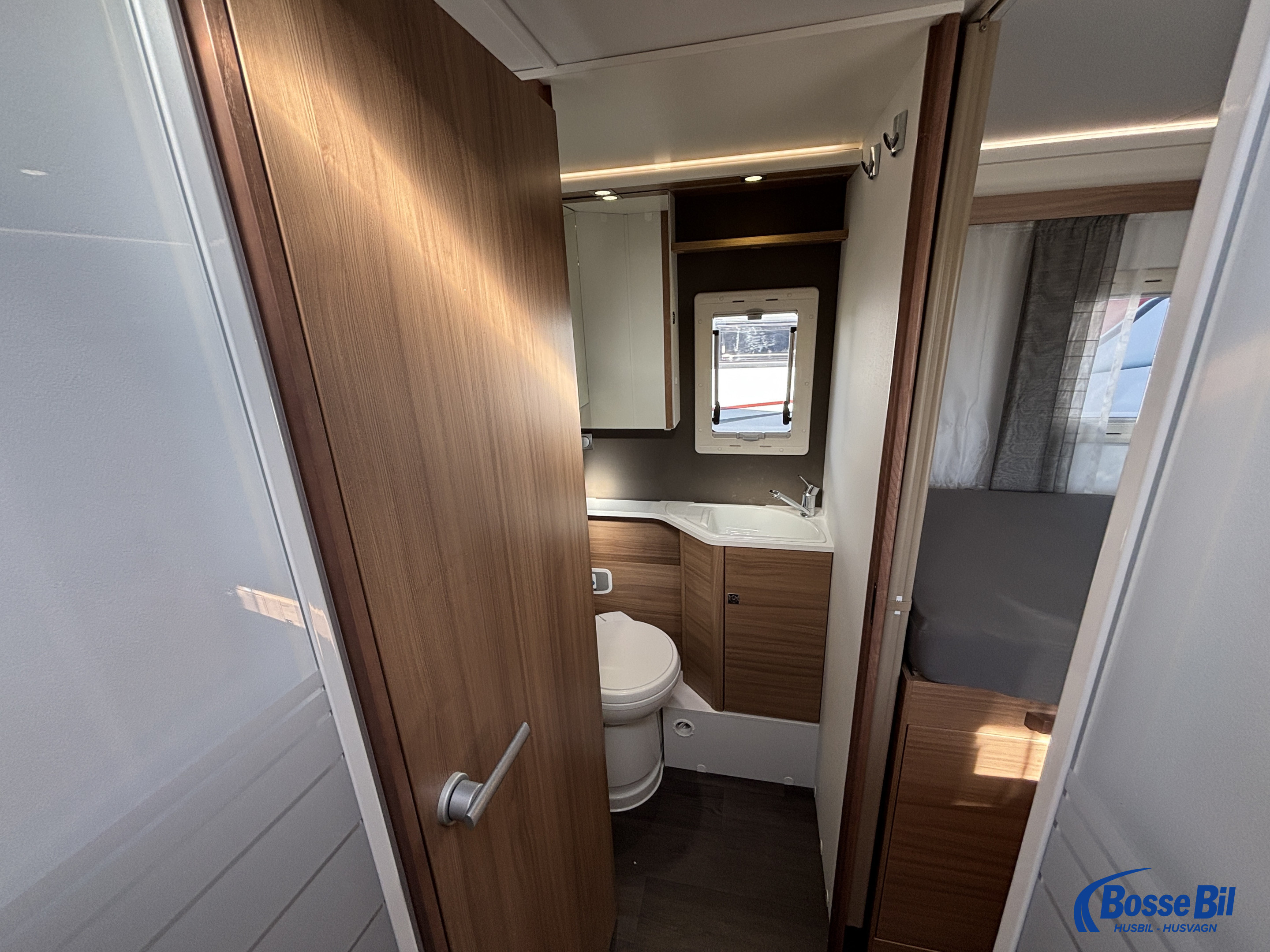 Adria CORAL S 670 SL * Solcell * Markis * Cykelställ * - Adria
