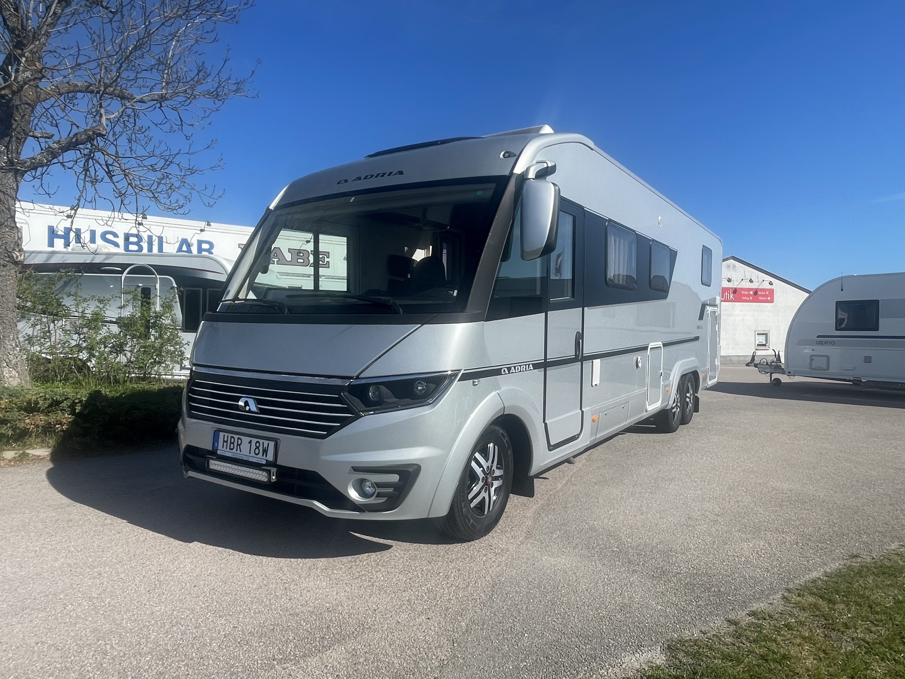 Adria SONIC SUPREME I 810SL (hydraulben, litium) - Adria