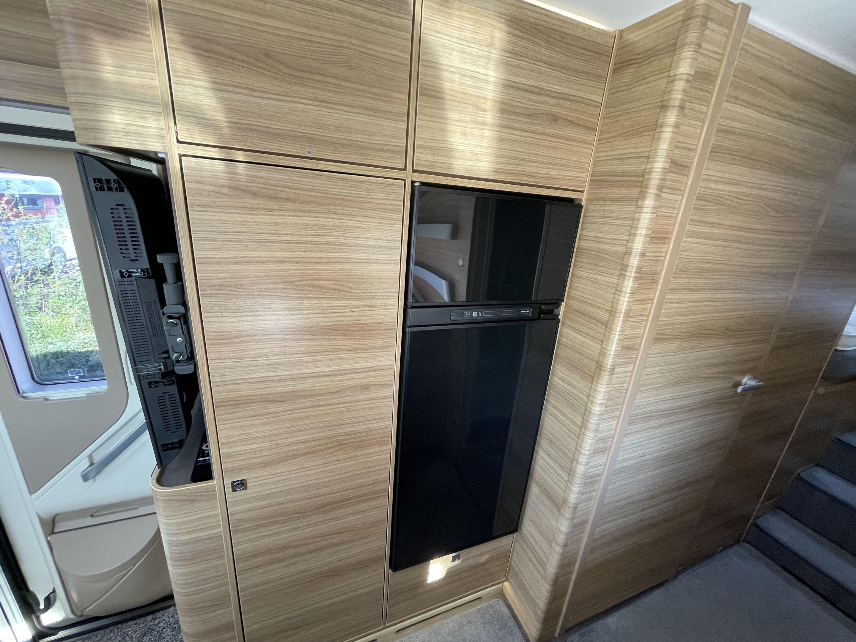 Adria SONIC SUPREME I 810SL (hydraulben, litium) - Adria