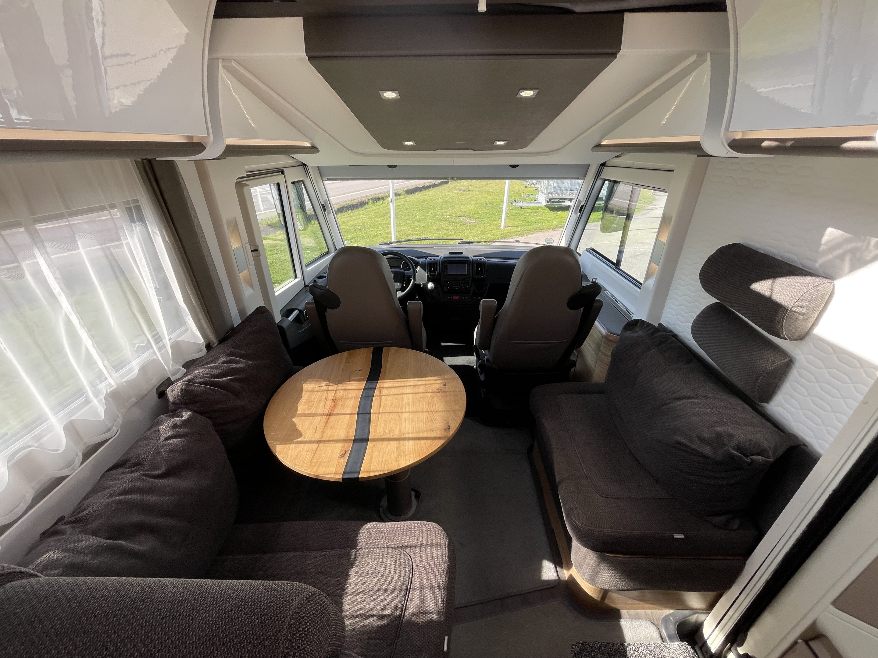 Adria SONIC SUPREME I 810SL (hydraulben, litium) - Adria