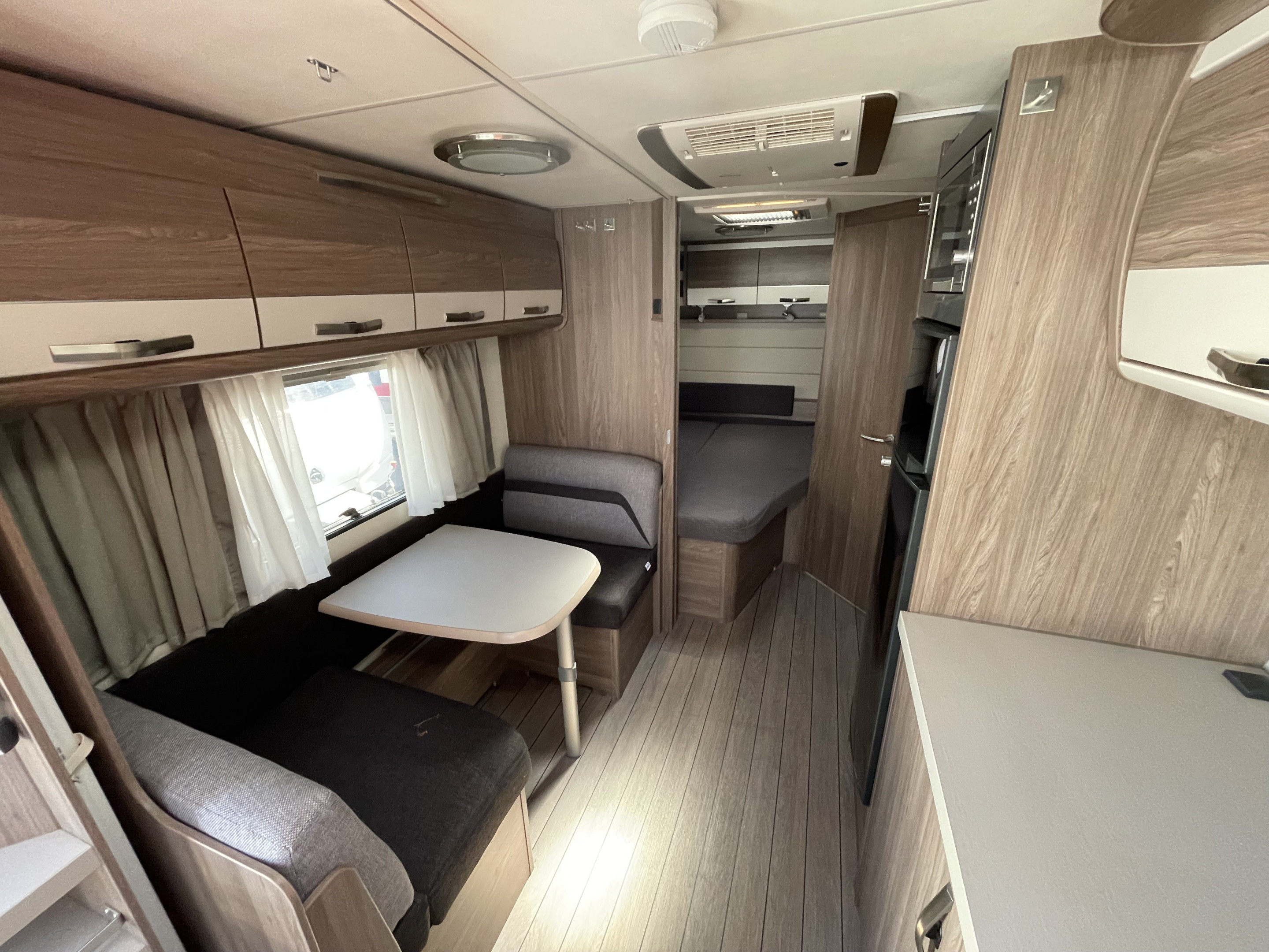 Knaus 650 UDF (Ac, Mover, Boxmarkis,Tält) - Knaus
