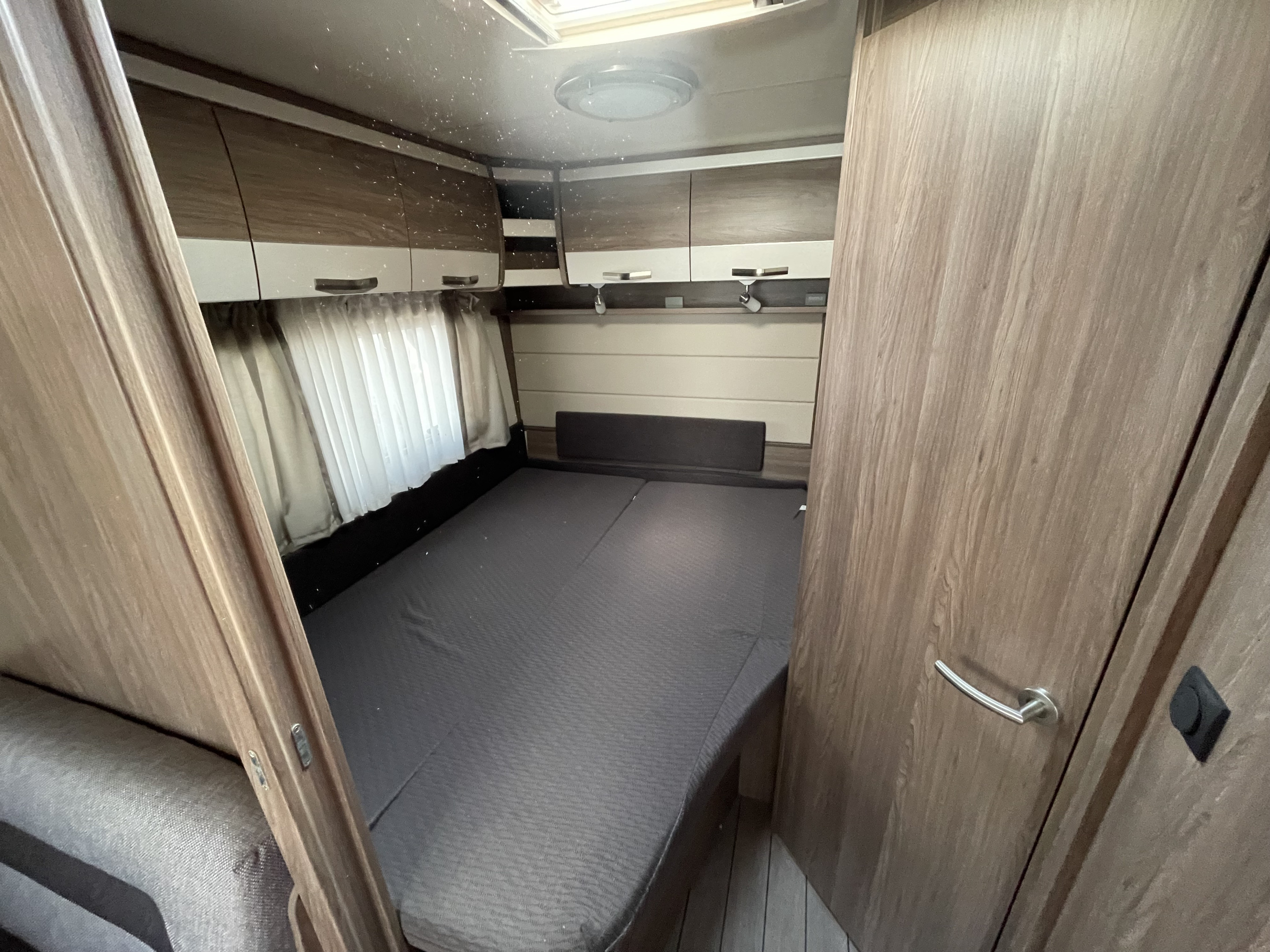 Knaus 650 UDF (Ac, Mover, Boxmarkis,Tält) - Knaus