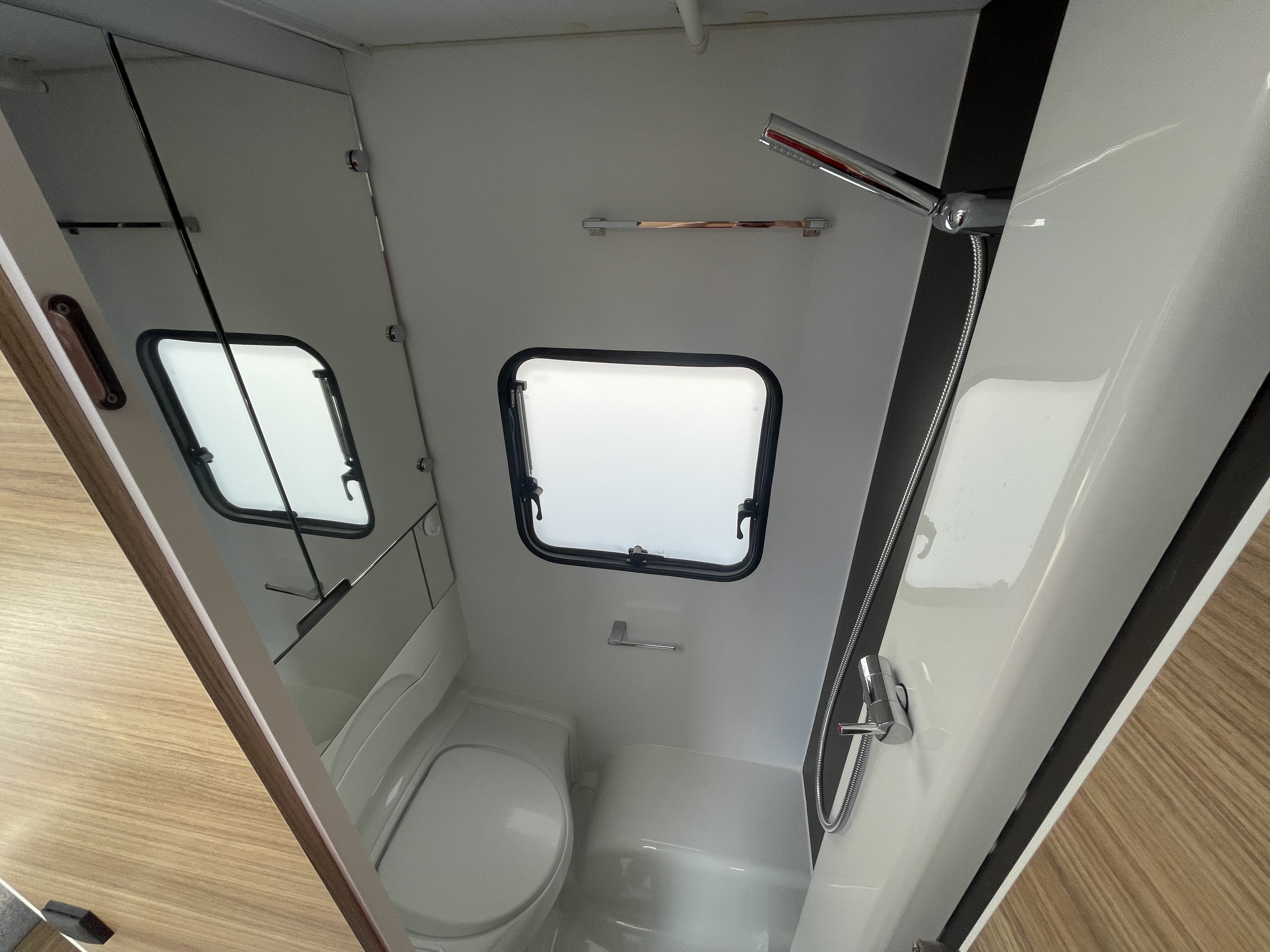 Adria ALTEA 492LU (ac,mover,boxmarkis,solcell) - Adria