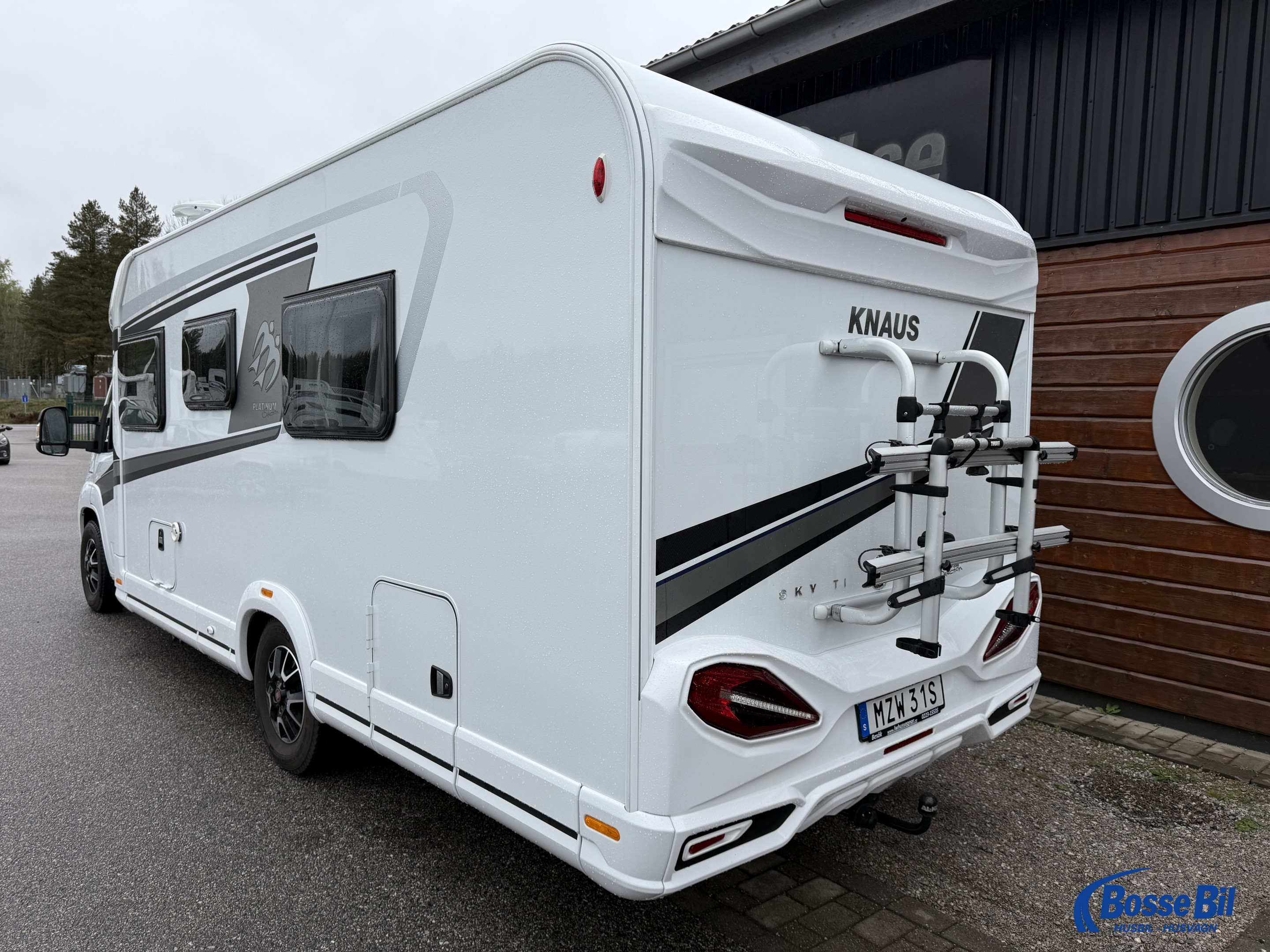 Knaus Sky TI Platinum * AC * Hydr. stödben* Solceller * ALDE * - Knaus