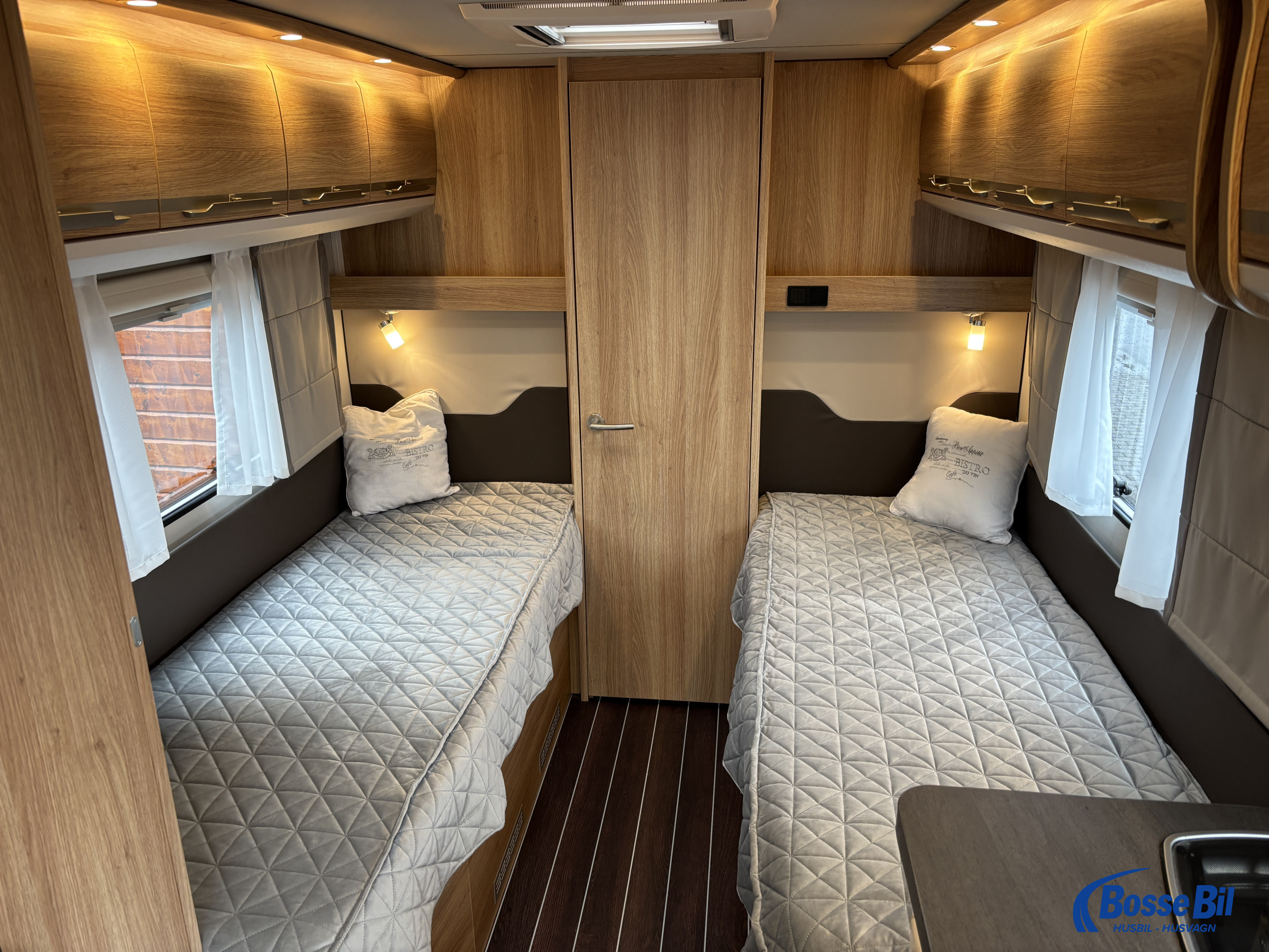 Knaus Sky TI Platinum * AC * Hydr. stödben* Solceller * ALDE * - Knaus