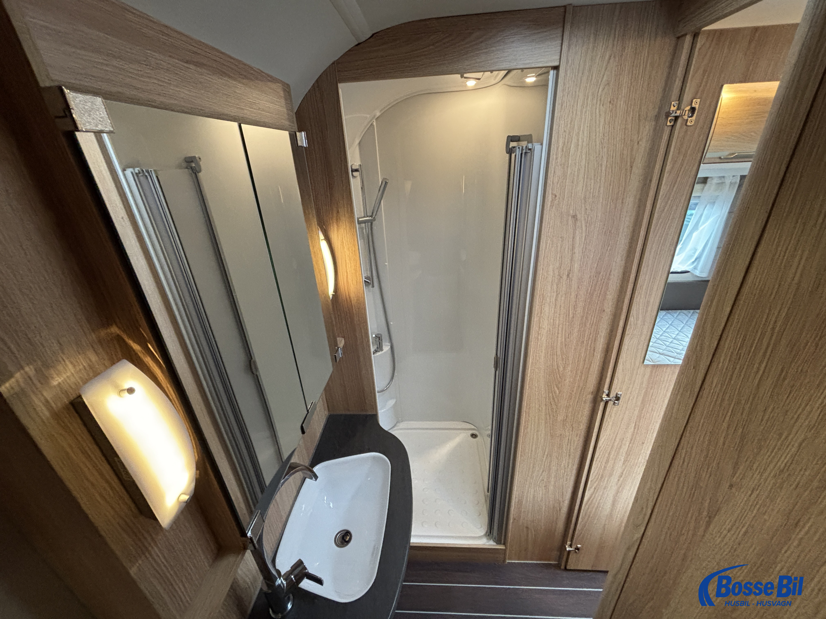 Knaus Sky TI Platinum * AC * Hydr. stödben* Solceller * ALDE * - Knaus