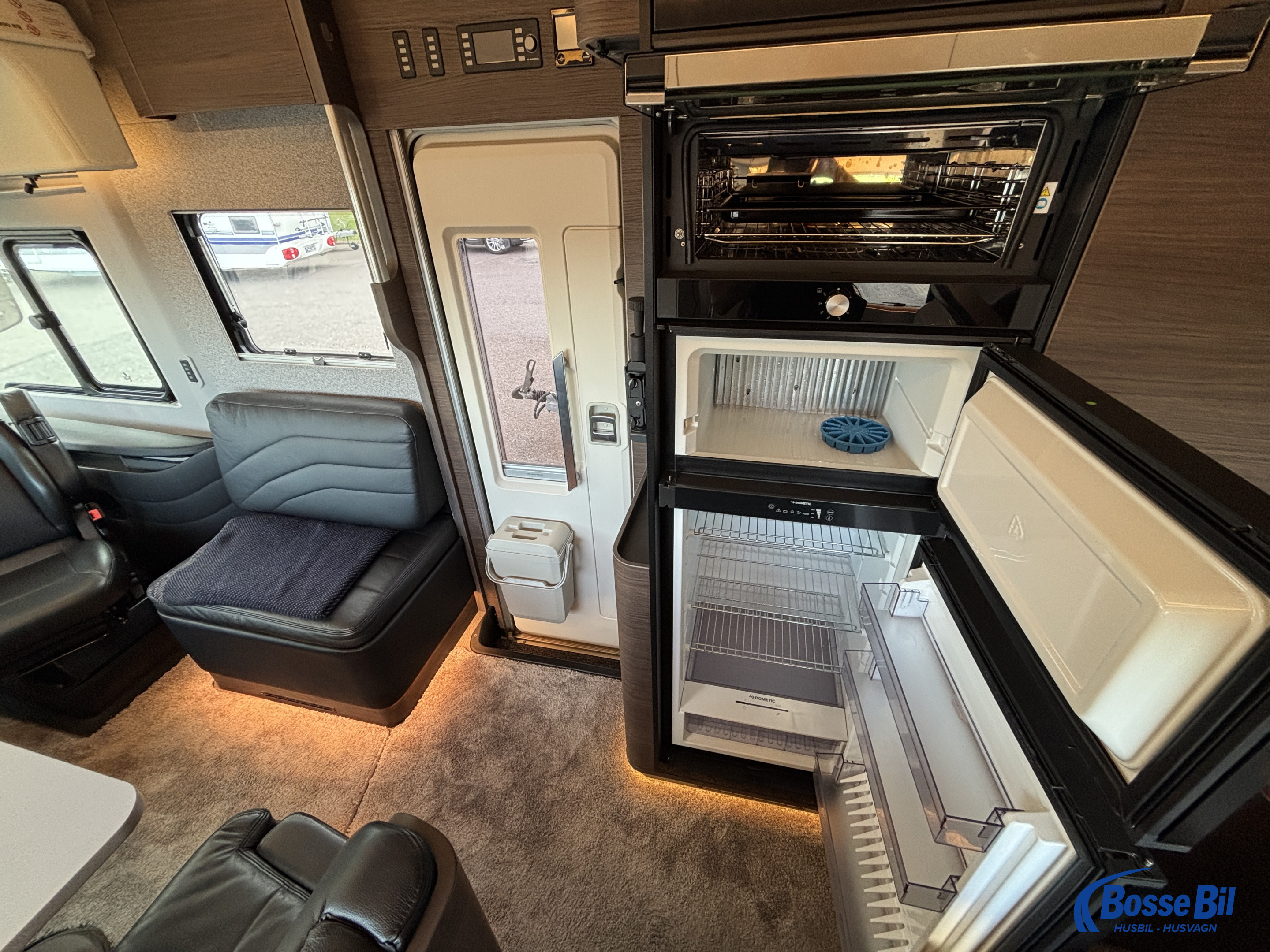Adria SUPERSONIC 890 LL * Hydr. stödben * AC * Solceller * Skinn * - Adria