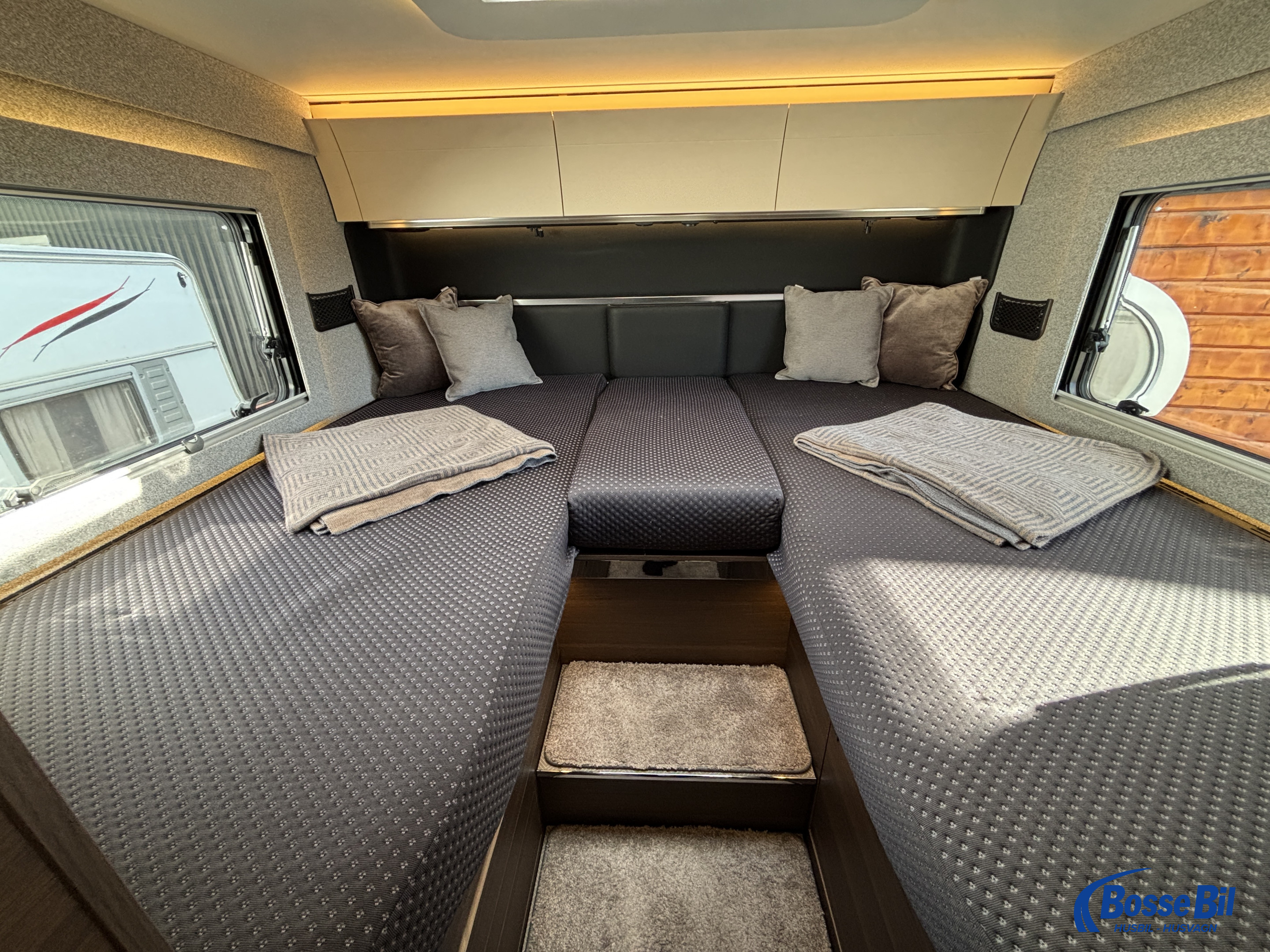 Adria SUPERSONIC 890 LL * Hydr. stödben * AC * Solceller * Skinn * - Adria