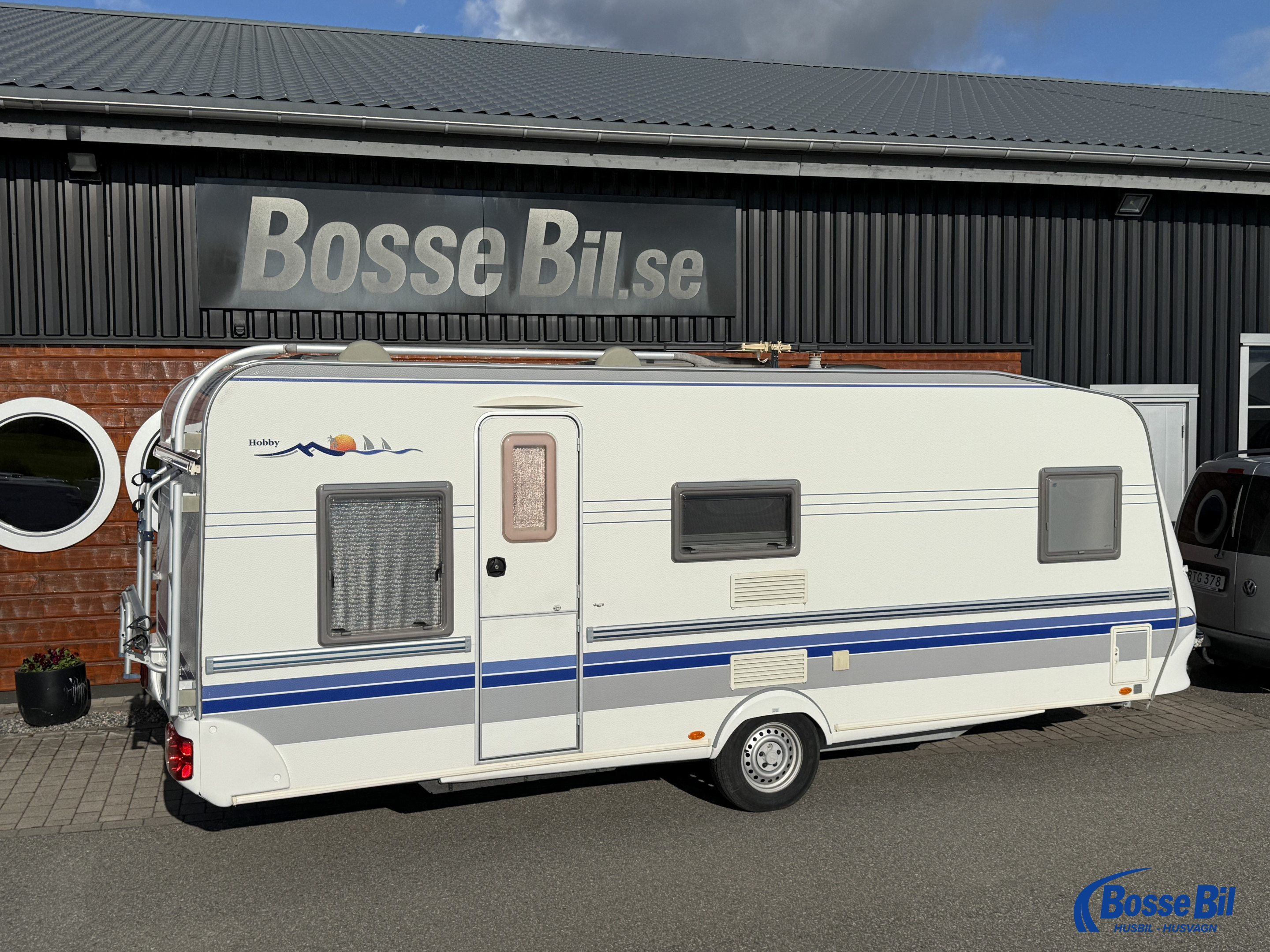 560 KMFE DE LUXE - Hobby