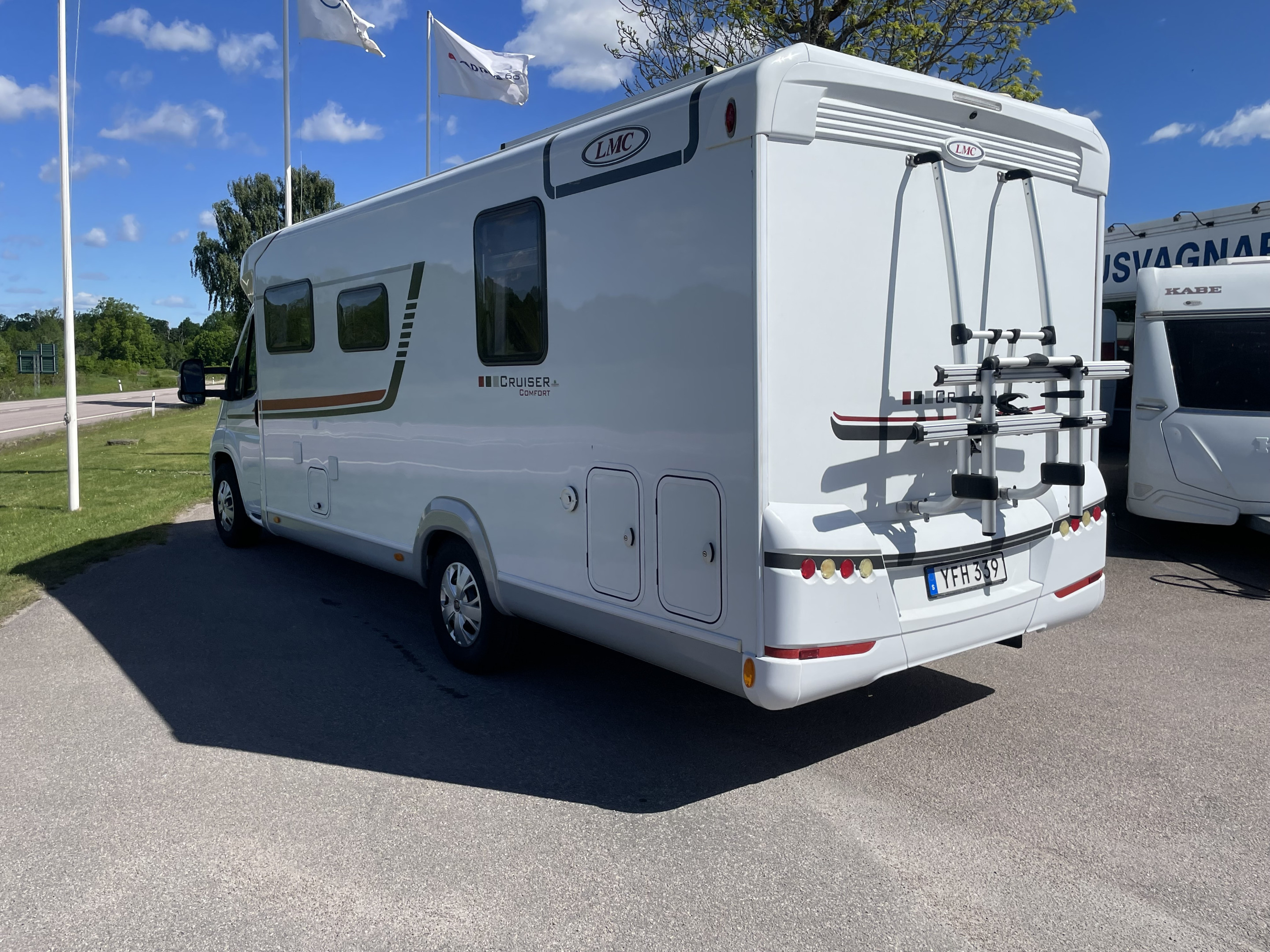 LMC T 732 - LMC
