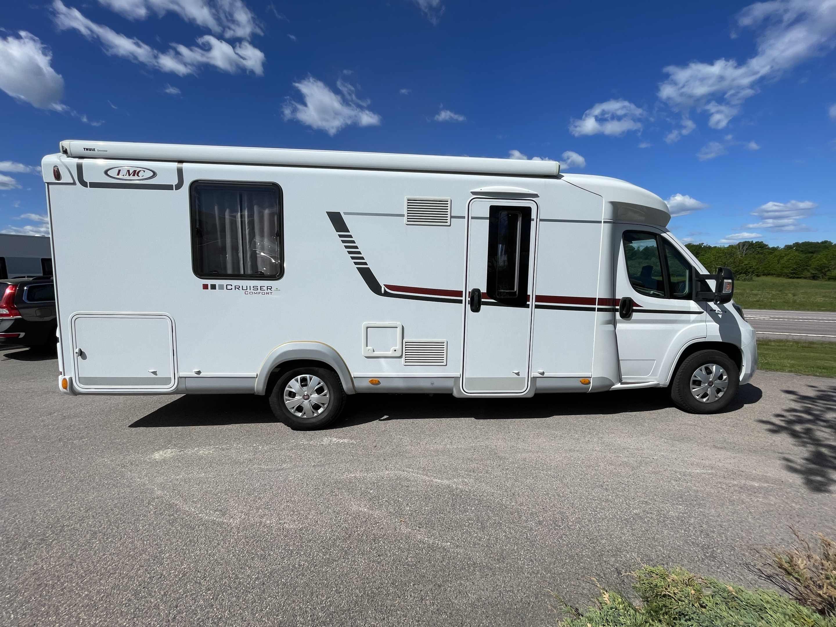 LMC T 732 - LMC