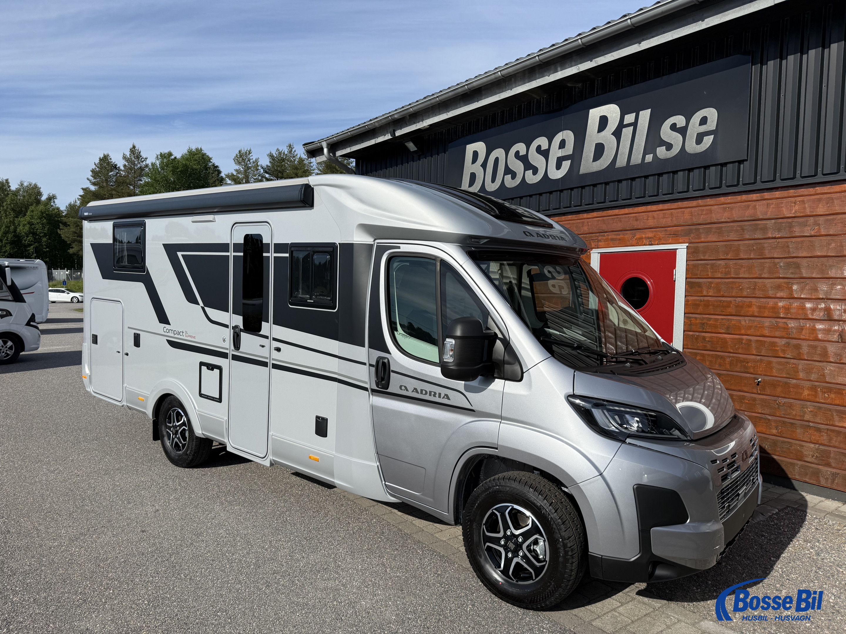Adria COMPACT SUPREME DL * 180 hk * Aut. * Låg skatt * B-kort * - Adria