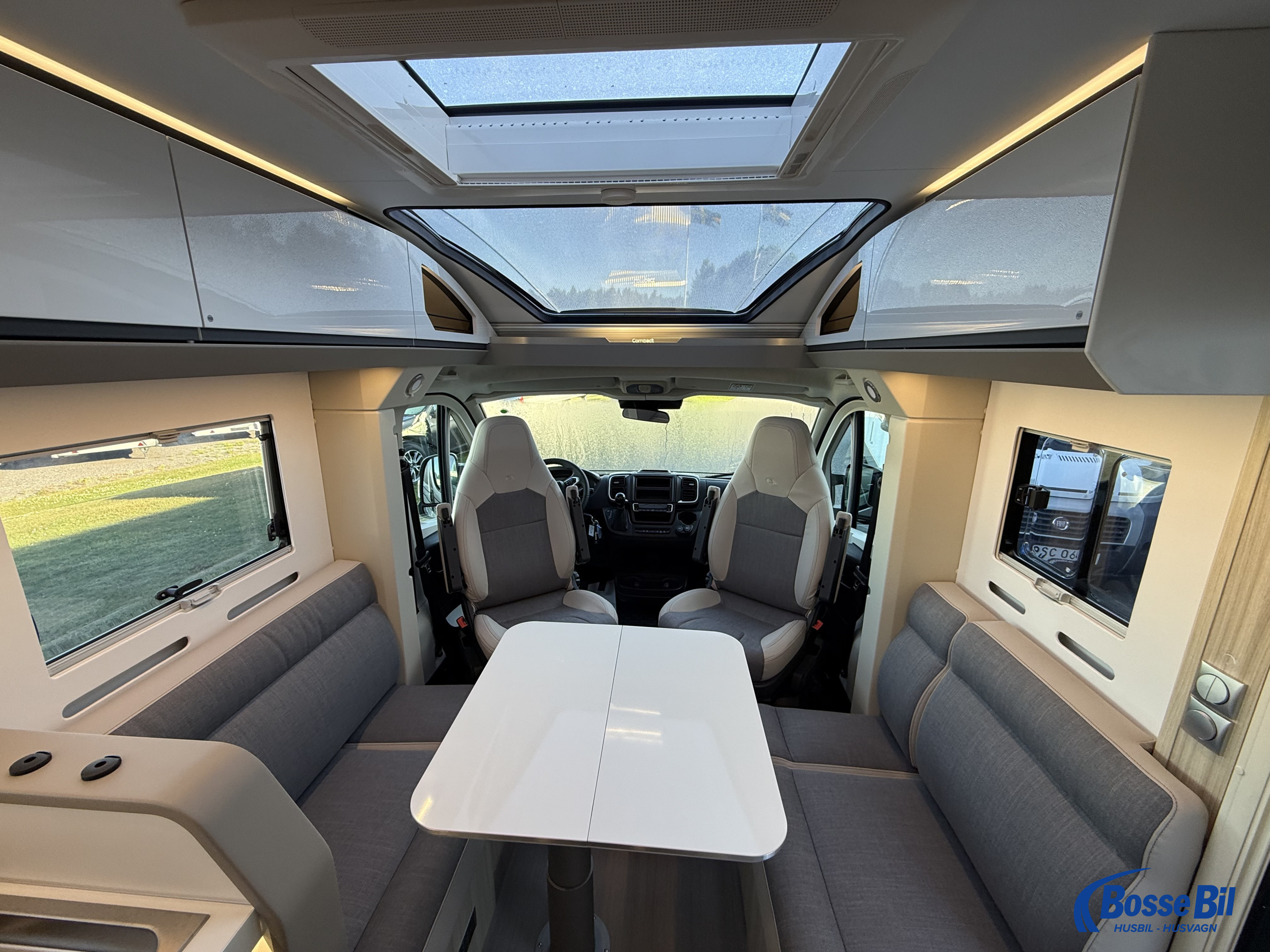 Adria COMPACT SUPREME DL * 180 hk * Aut. * Låg skatt * B-kort * - Adria