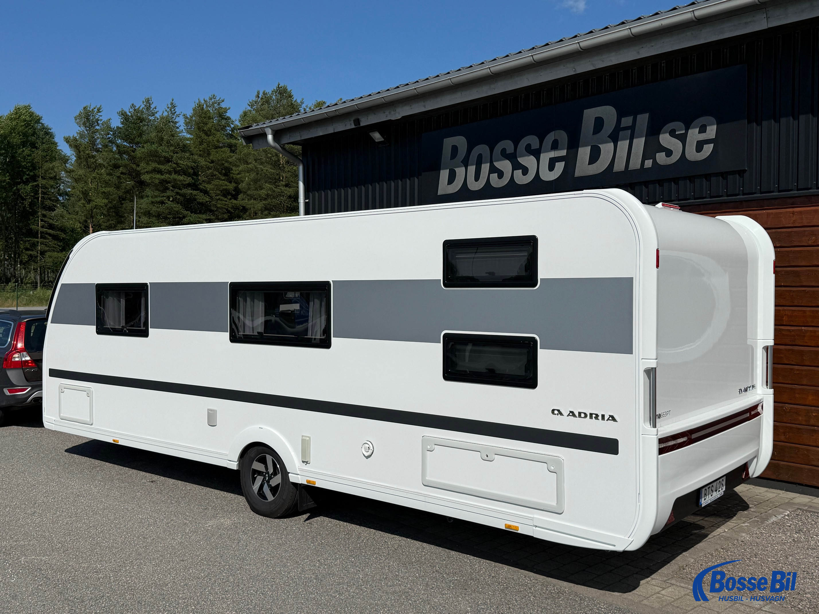 Adria ALPINA 663 PT * Barnkammare * Queenbed * - Adria